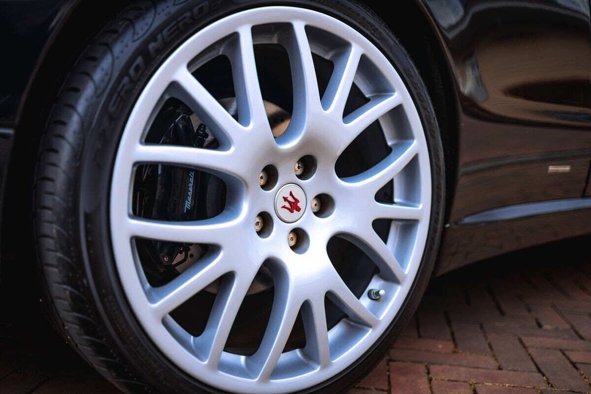 Maserati GranSport 4200 Rear 19" inch rim OEM 2003 2004 2005 2006 2007 Wheel - Image 6