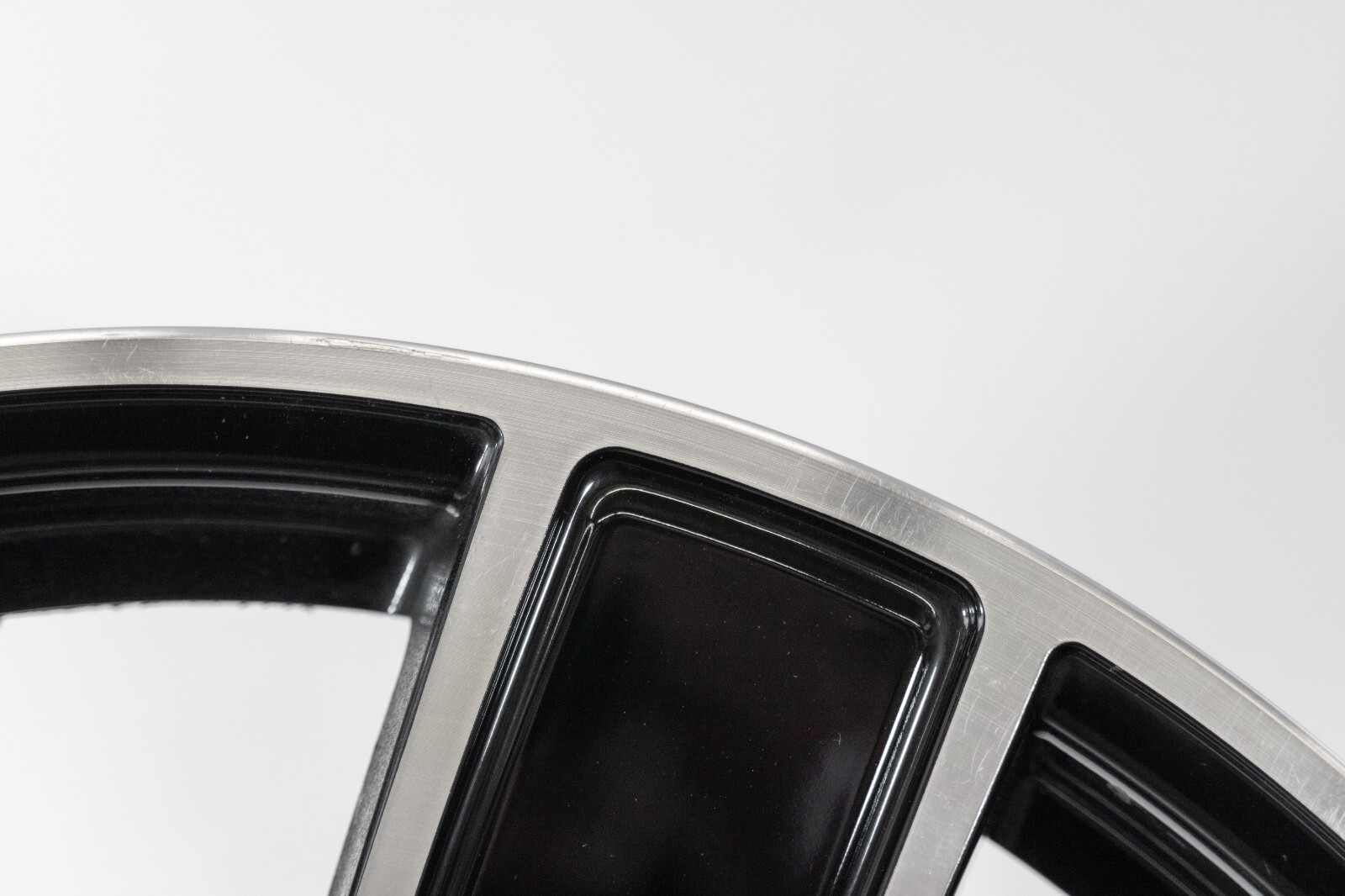 Porsche Carrera 911 991 20" inch Front rim 2016-2019 Genuine Carrara Sport Wheel – Image 12