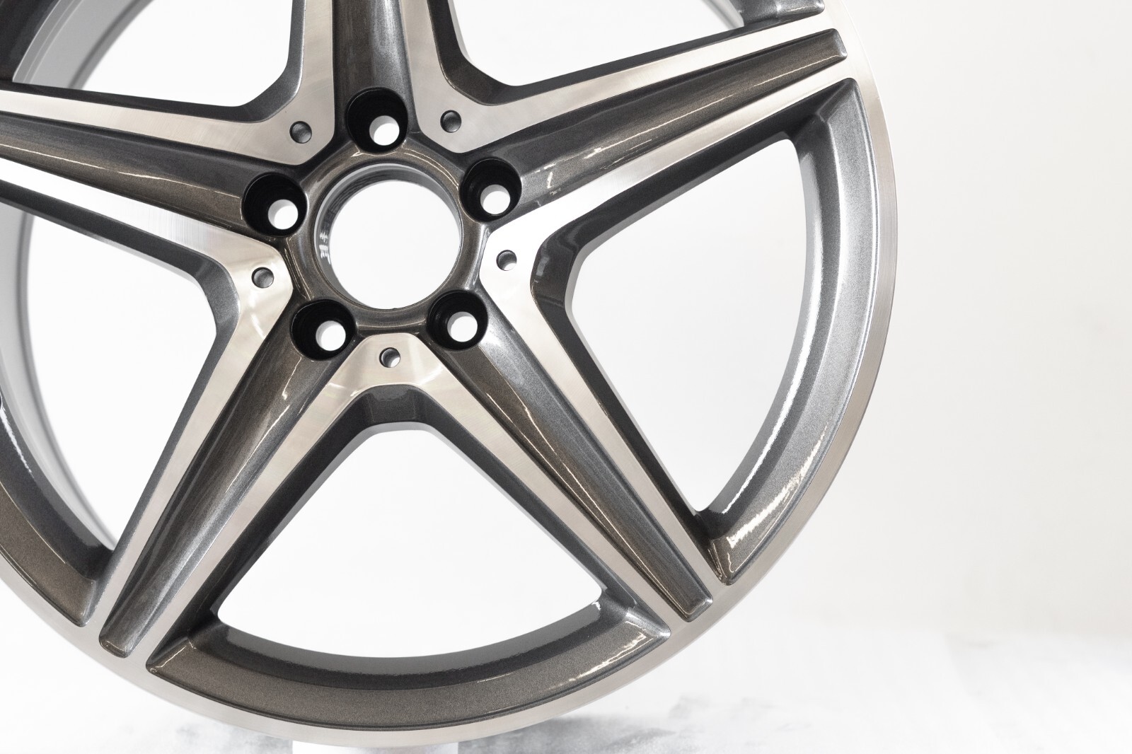 Mercedes E300 E400 18" inch Front Rim OEM 2017 2018 2019 2020 Genuine wheel - Image 5