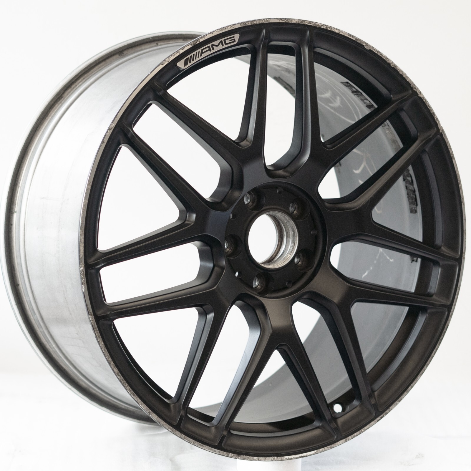 Mercedes E63 E63S AMG 20" Rear rim OEM 2018 2019 2020 Original factory mag wheel – Image 12