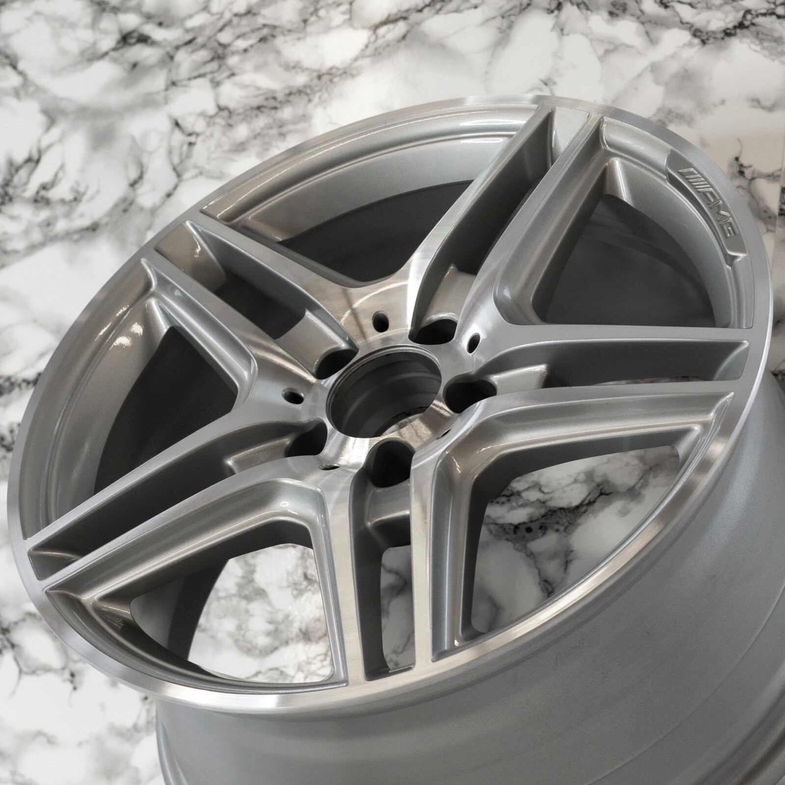 Mercedes C300 C350 18" inch REAR rim OEM 2008 2009 2010 2011 2012-2015 AMG wheel