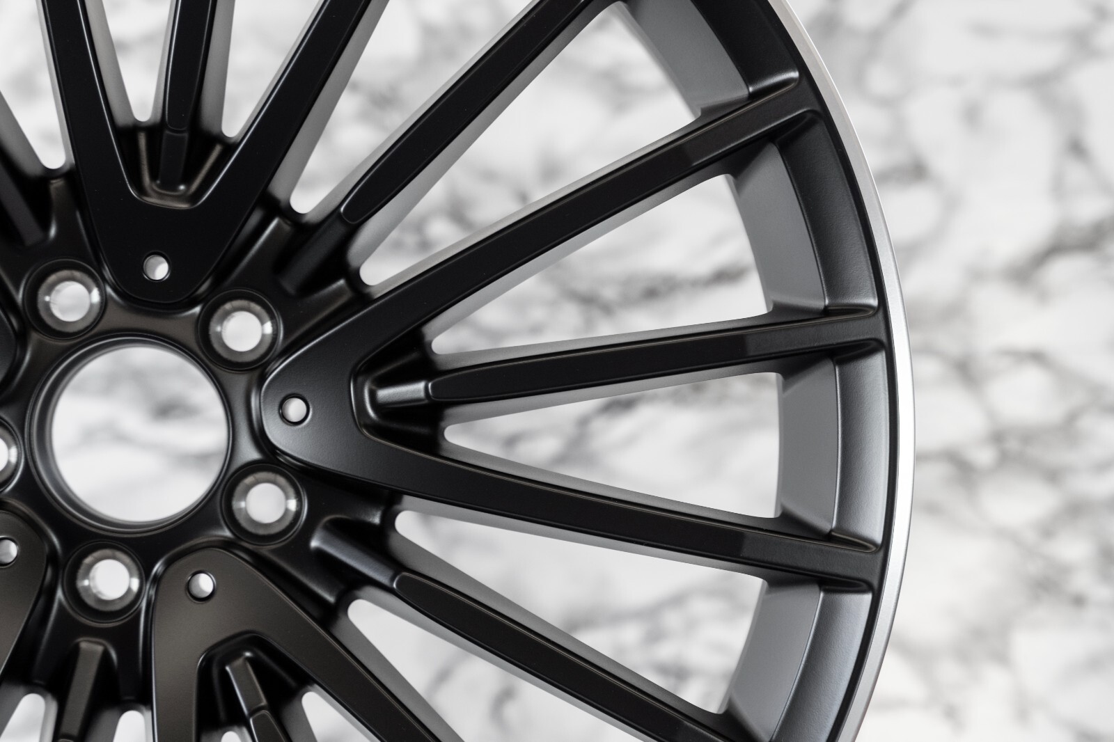 Mercedes GLC63 GLC63s 21" inch Front Rim 2020 2021 2022 2023 Genuine AMG Wheel – Image 4