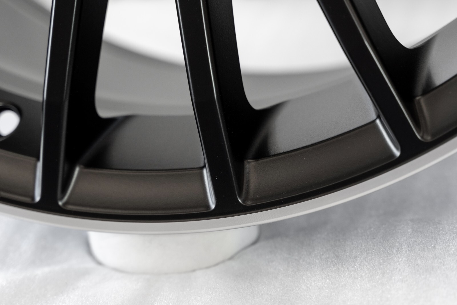 Mercedes GLC63 GLC63s 21" inch Front Rim 2020 2021 2022 2023 Genuine AMG Wheel – Image 9