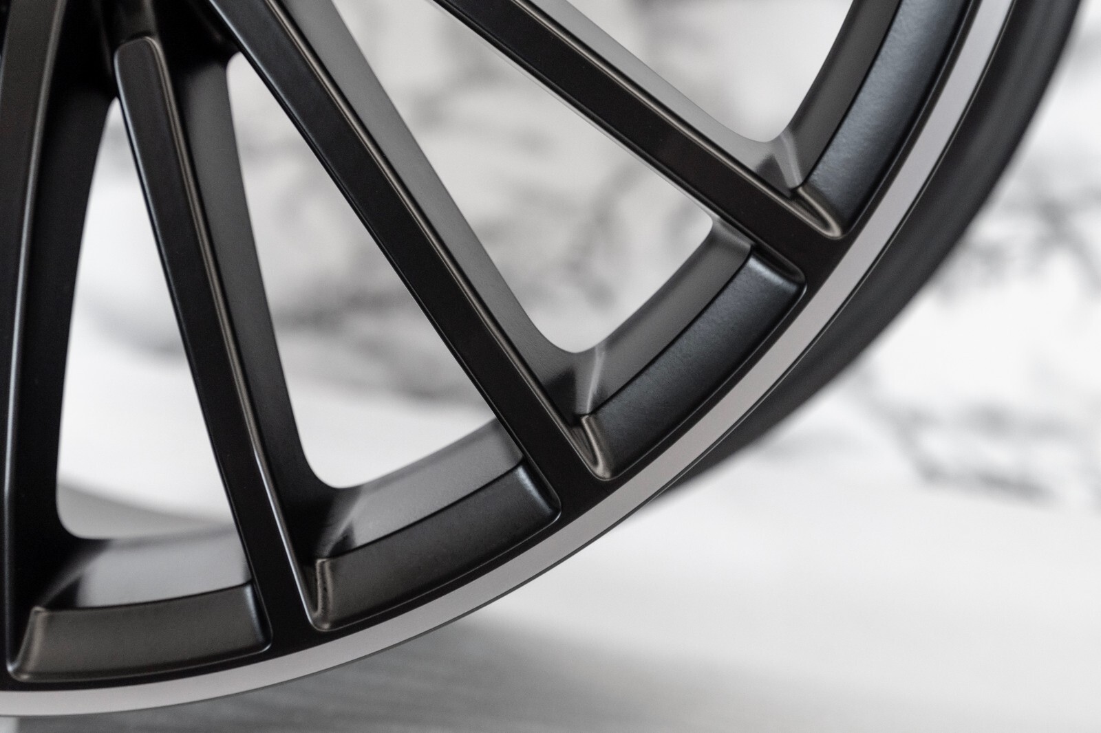 Mercedes GLC63 GLC63s 21" inch Rear Rim 2020 2021 2022 2023 Genuine AMG Wheel – Image 8