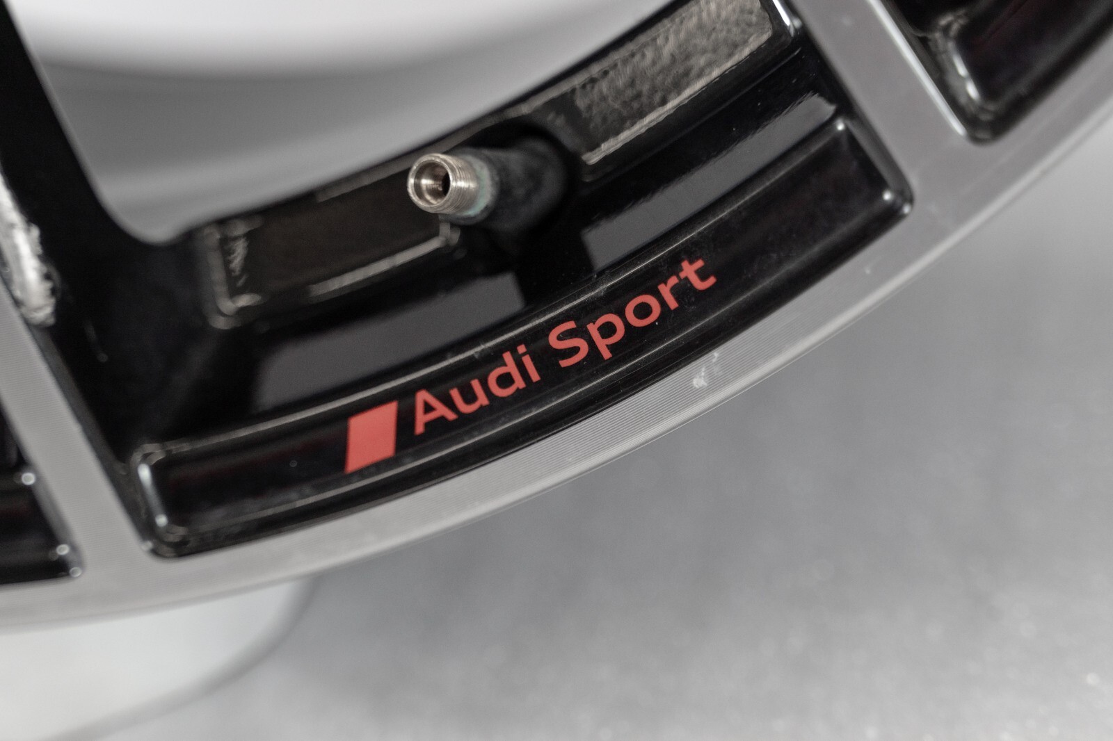 Audi Q5 SQ5 20" inch rim OEM 2020-2024 Genuine Factory Original wheel Single - Image 10