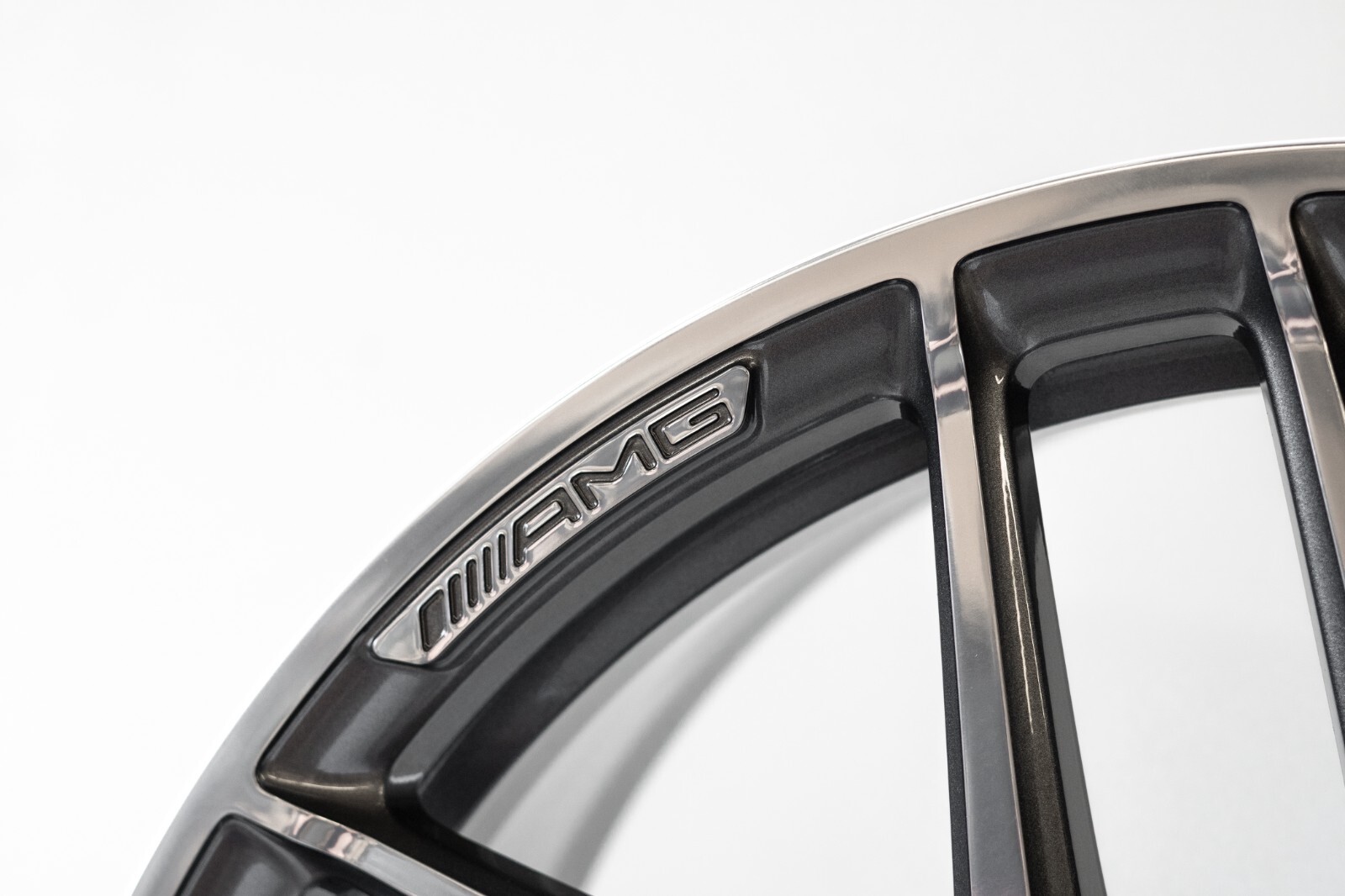 Mercedes E63 E63S AMG 20" Front rim OEM 2018 2019 2020 Original factory wheel - Image 6