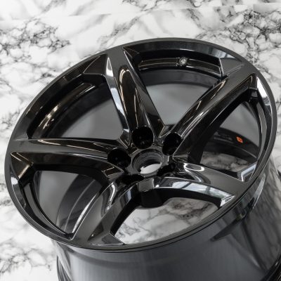 Chevrolet Corvette Z06 C8 21" inch Rear Wheel Carbon Fiber Genuine Original