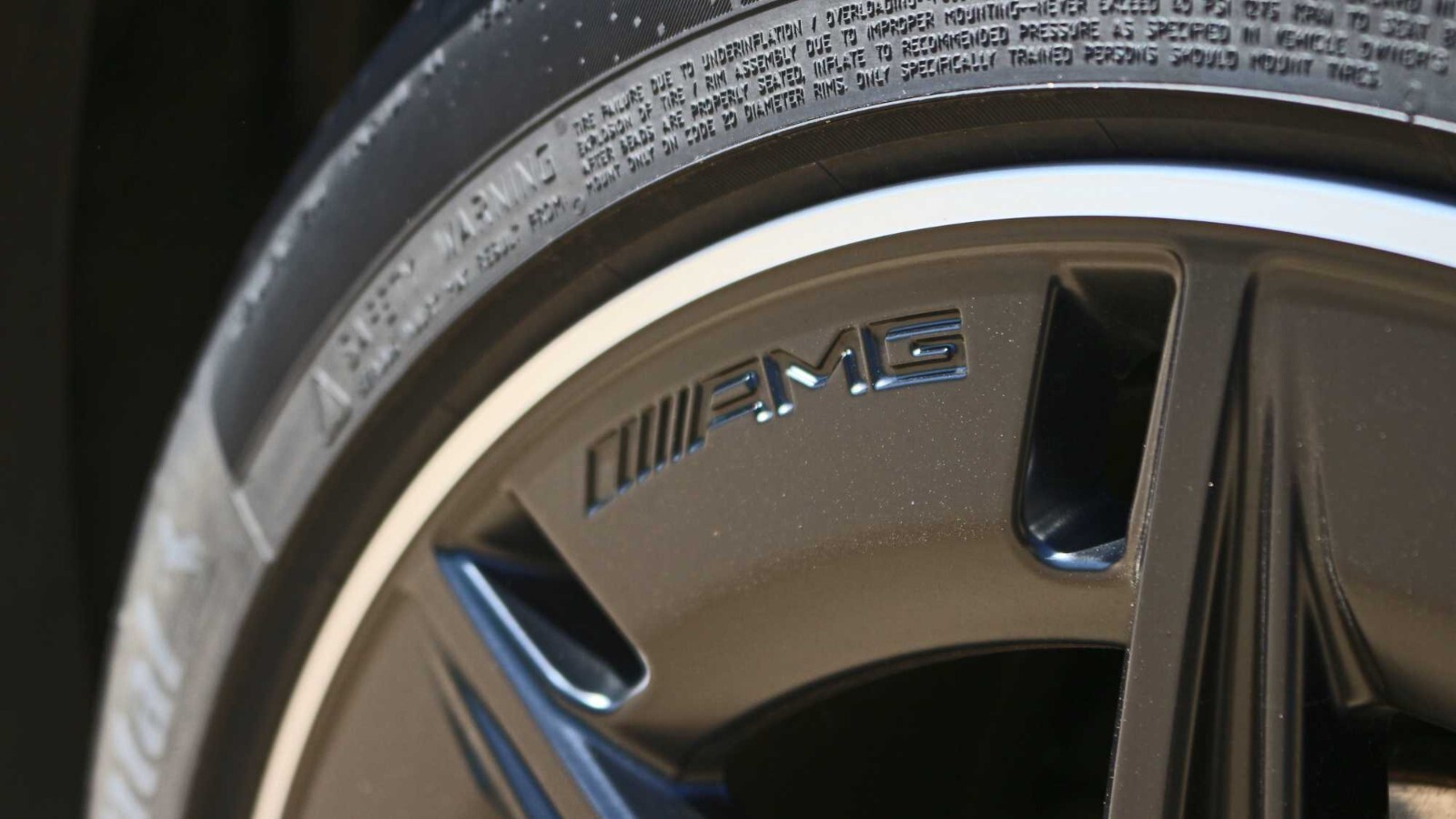 Mercedes GLA35 GLA45 GLB35 AMG 20" inch rim OEM 2020-2025 NEW Genuine Wheel – Image 9