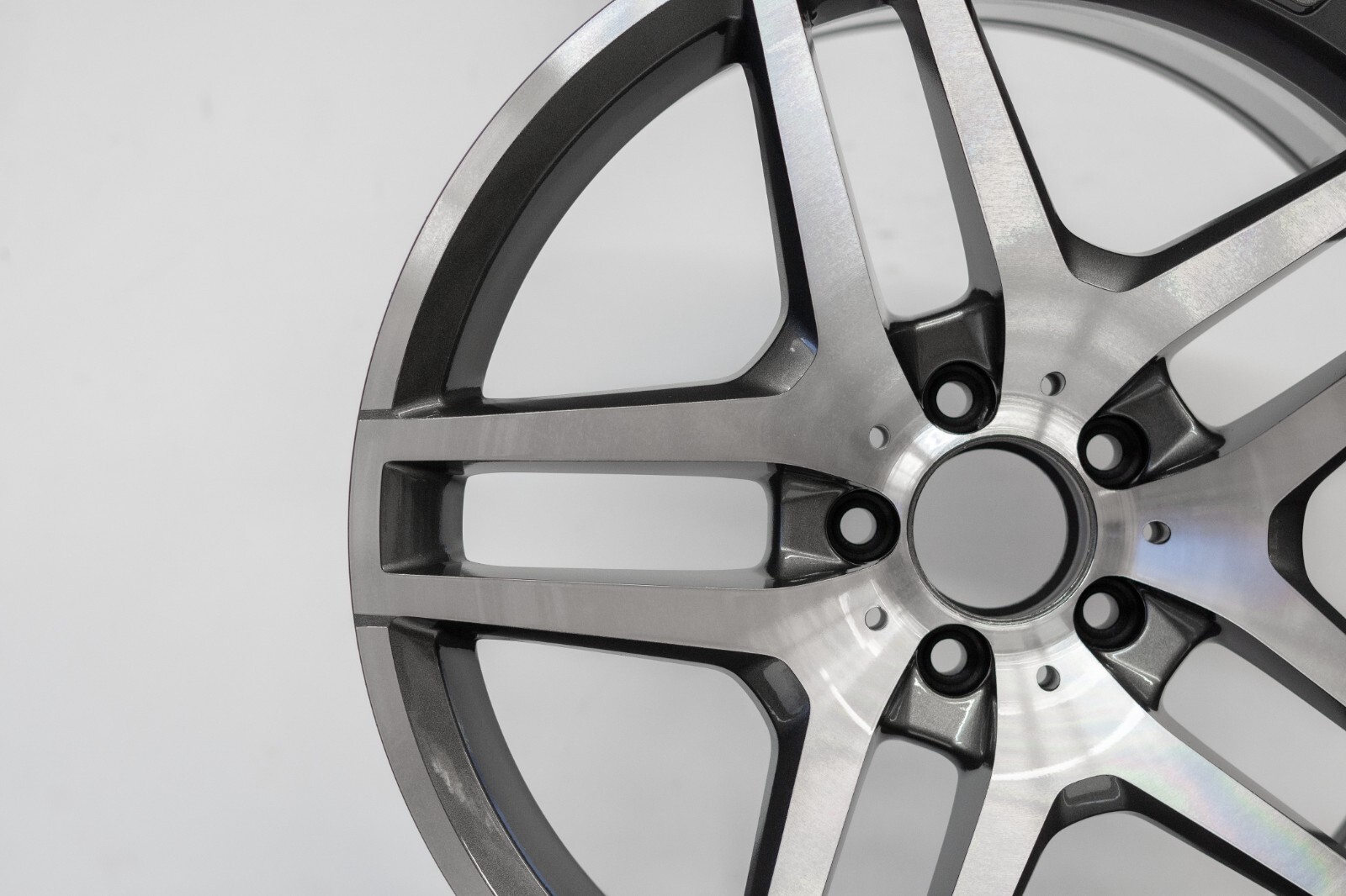 Mercedes S400 S550 19" inch Rear rim OEM 2014 2015 2016 2017 2018 Original wheel - Image 4