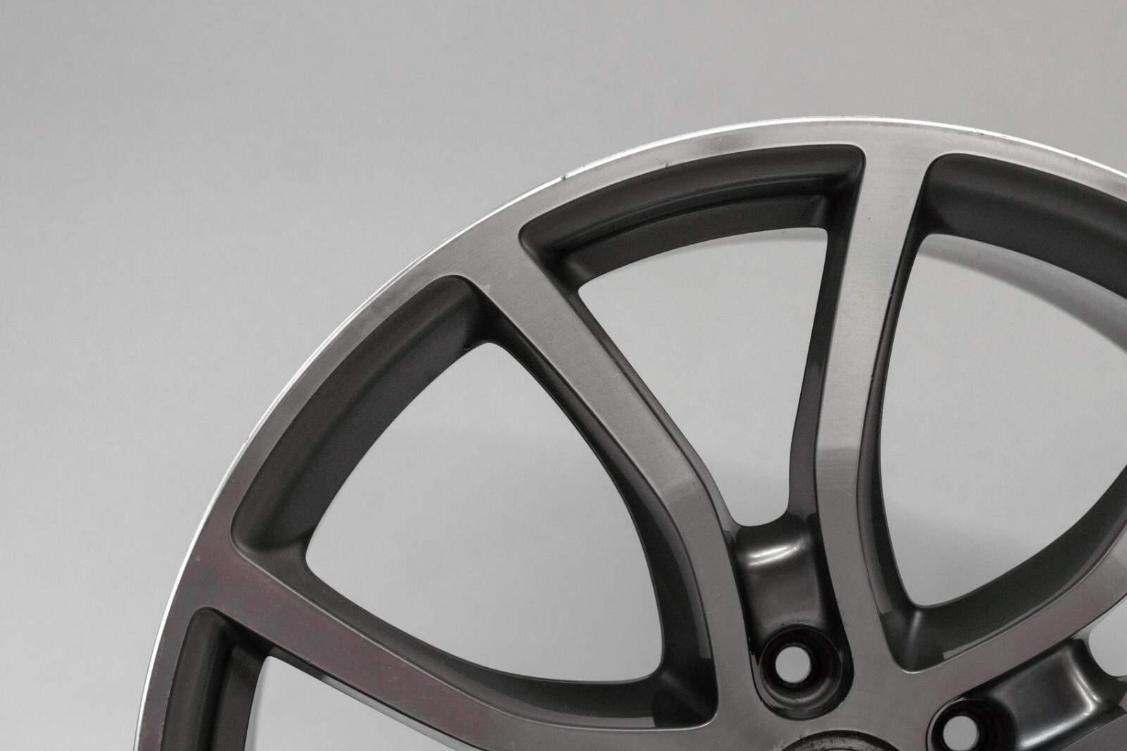Porsche Cayenne 21" inch Rear Rim OEM 2019 2020 2021 2022 Genuine Wheel – Image 3