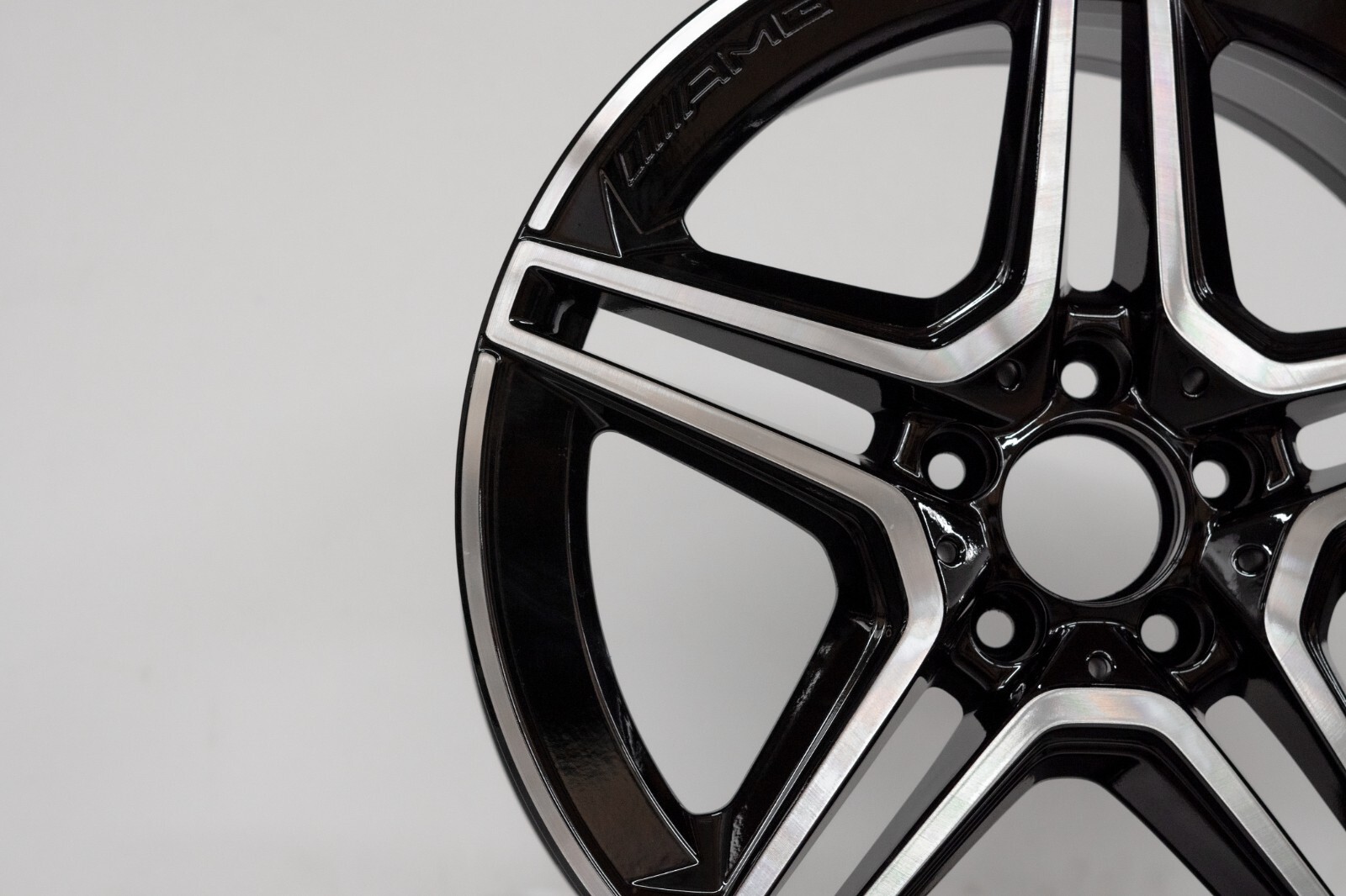 Mercedes A220 B250 CLA250 18" inch rim OEM 2018 2019 2020 2021 Genuine AMG wheel – Image 4