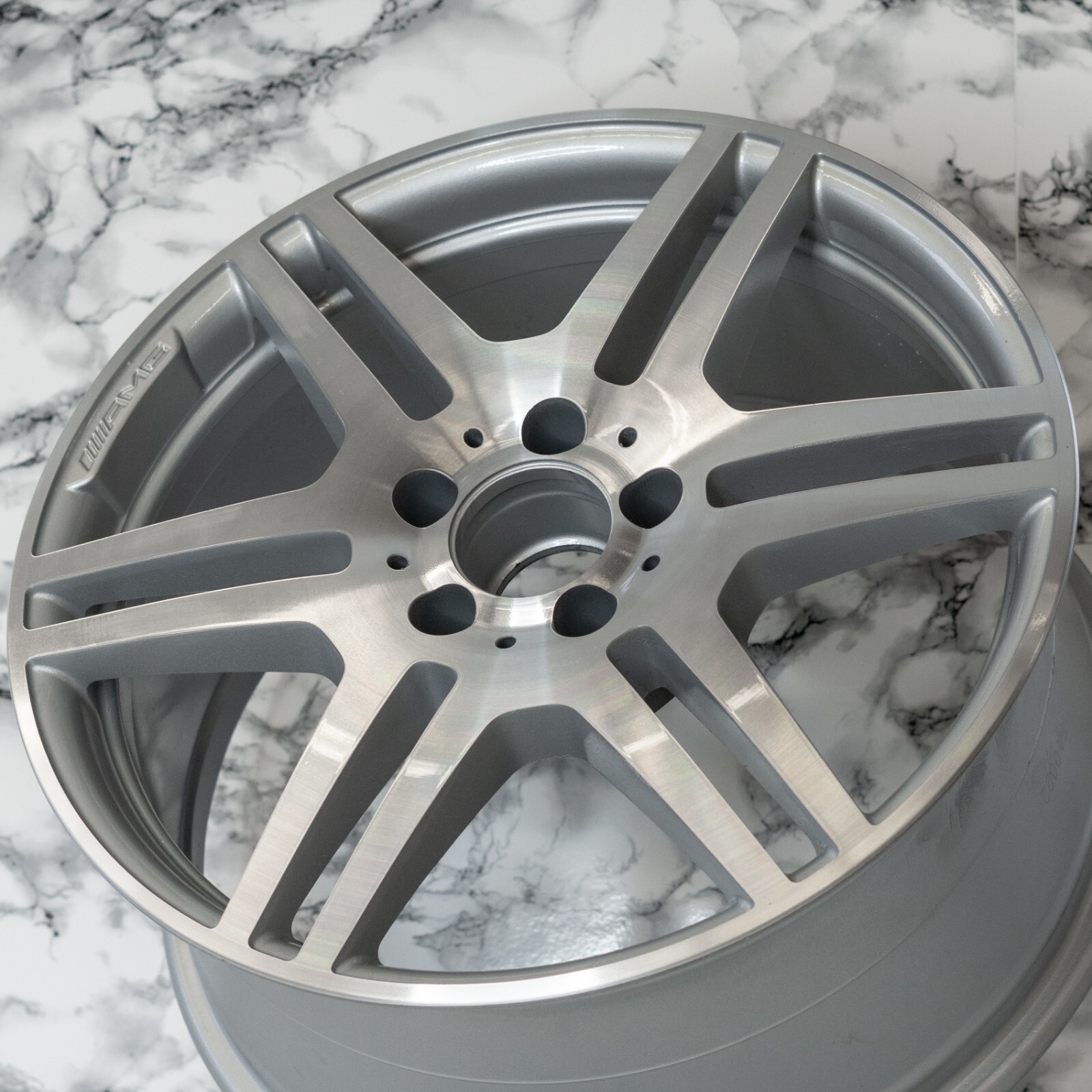 Mercedes Benz E350 E550 18" inch Front RIM OEM AMG 2011 2012 2013 2014 AMG wheel