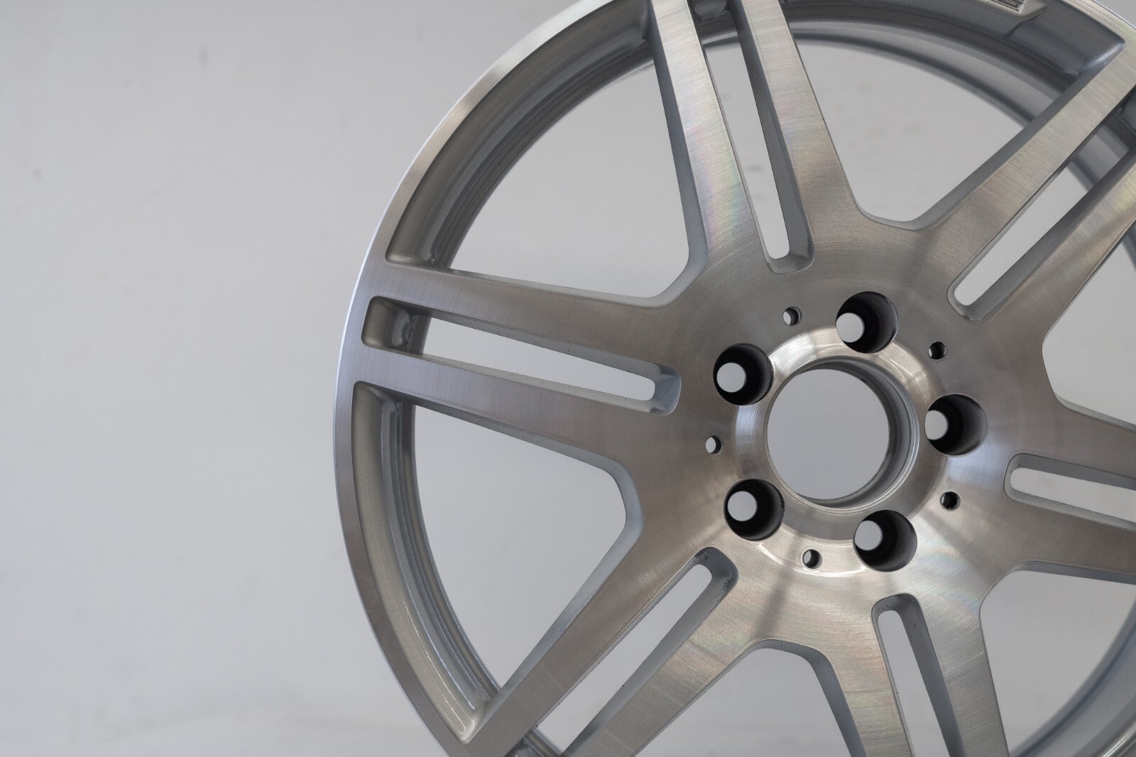 Mercedes Benz E350 E550 18" inch Front RIM OEM AMG 2011 2012 2013 2014 AMG wheel - Image 4