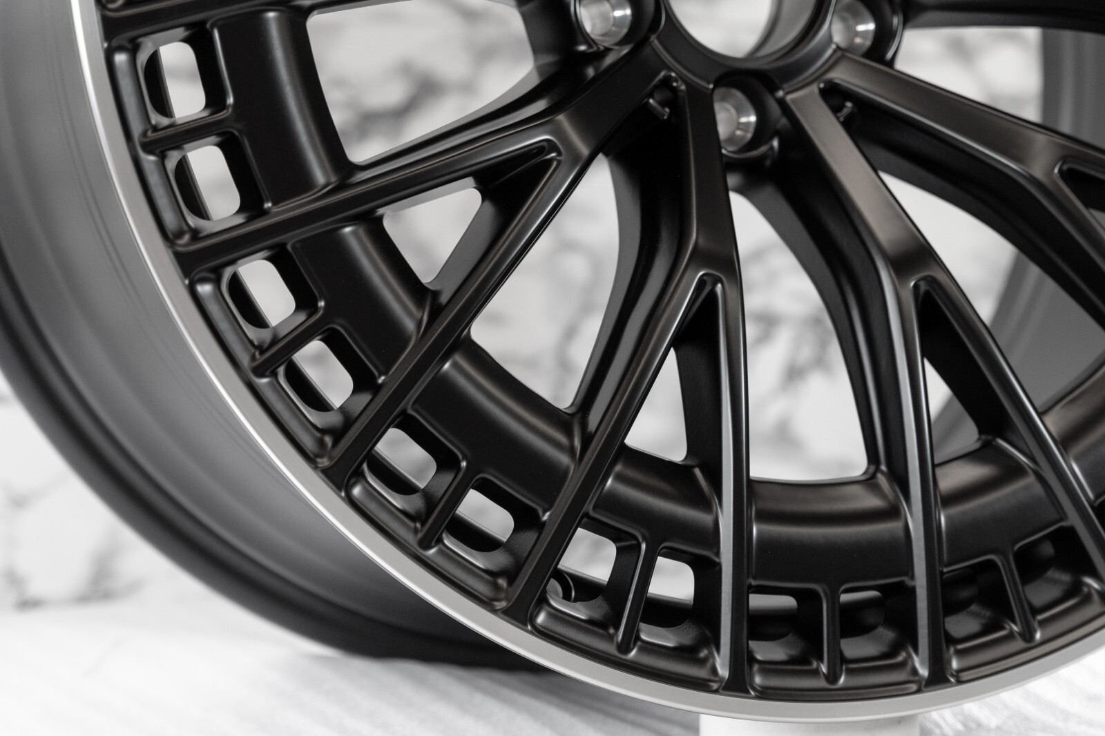 Mercedes CLE53 CLE63 AMG 20" inch Rear rim OEM 2024 2025 Genuine Original Wheel - Image 11