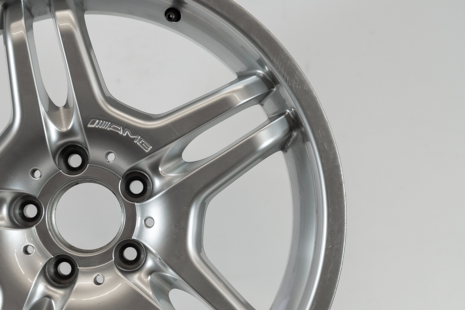 Mercedes C32 C55 AMG 18" Rear rim OEM 2002 2003 2004 2005 2006 2007 2008 Wheel - Image 4