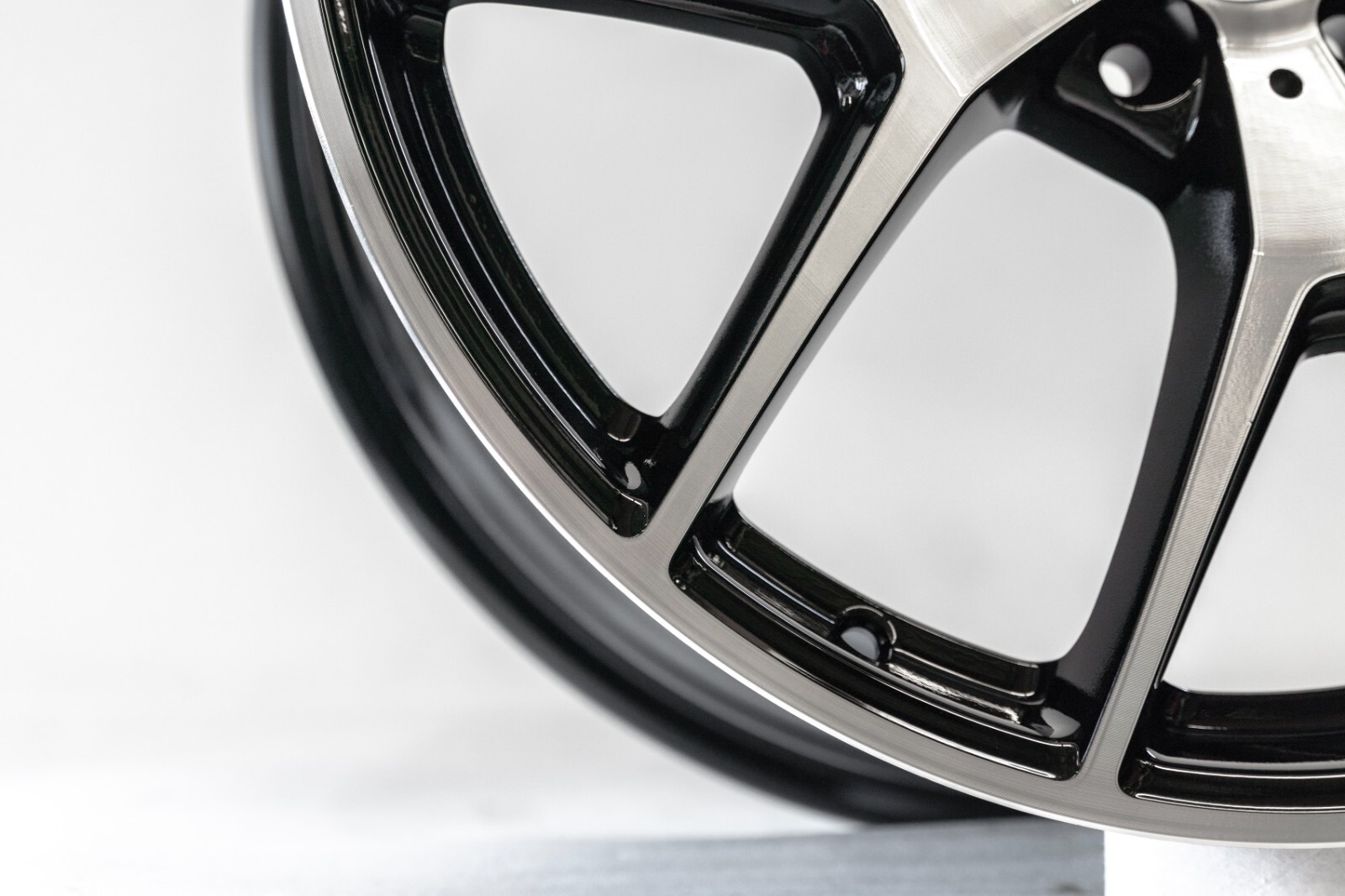 Mercedes E450 All Terrain Estate 20" inch Front rim OEM 2020-2023 Genuine Wheel - Image 11