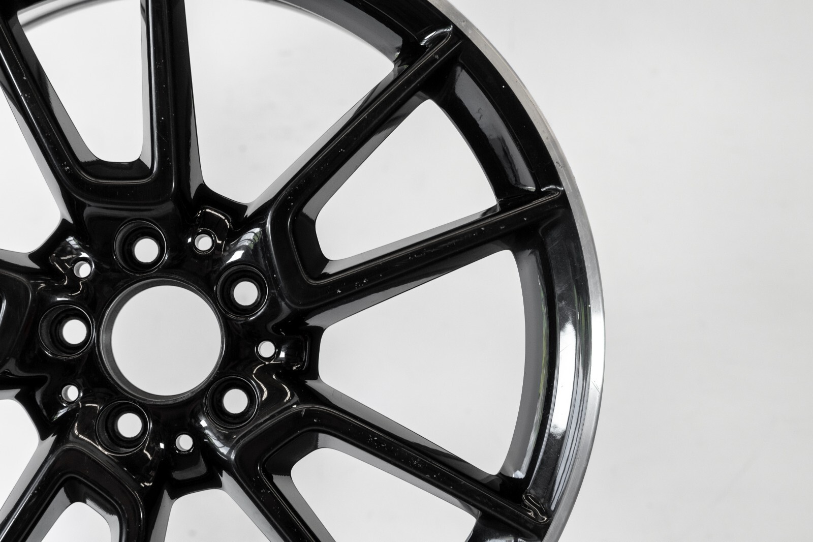 Mercedes C300 C400 19" inch rear rim OEM 2015-2022 Genuine Original AMG wheel - Image 4