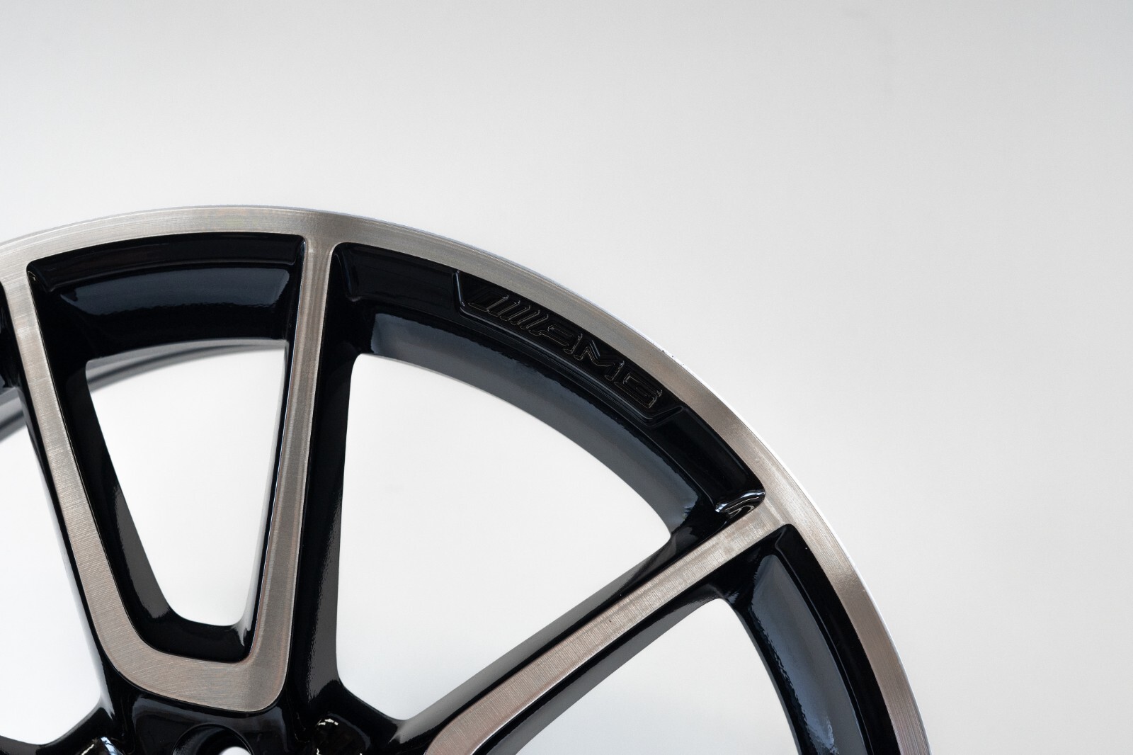 Mercedes C300 C400 19" inch rear rim OEM 2015-2022 Genuine Original AMG wheel - Image 14