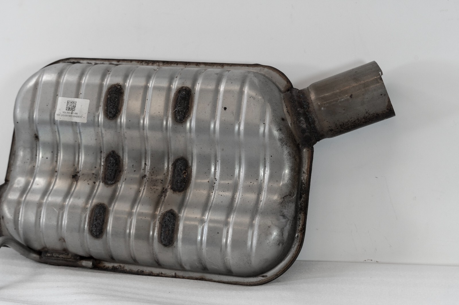 Volkswagen Golf R Rear Resonator OEM 2014 2015 2016 2017 2018 2019 Genuine MK7 – Image 2