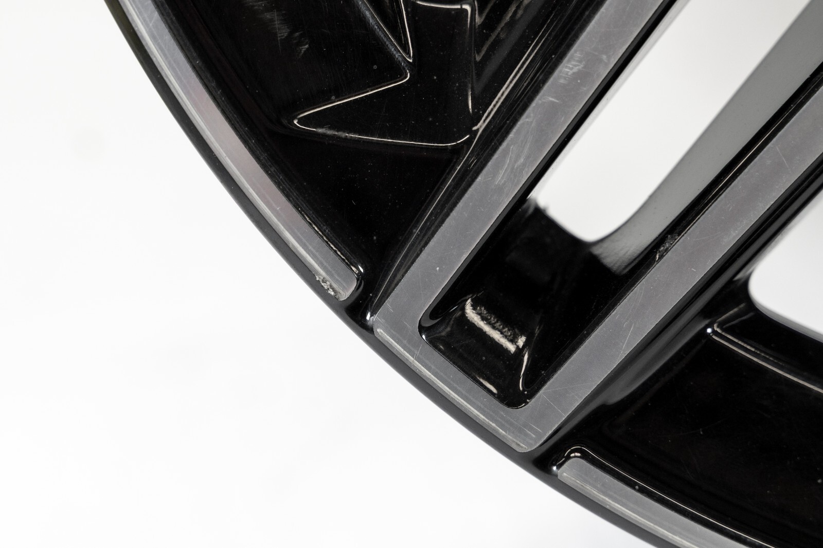 Mercedes E300 E450 AMG 18" inch rim OEM 2019 2020 2021 2022 Genuine Wheel - Image 9