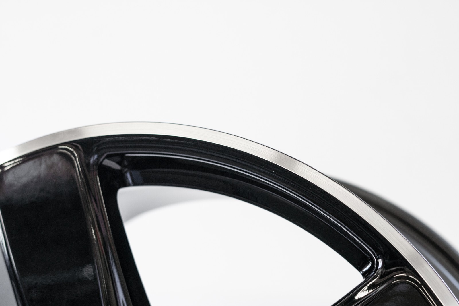 Porsche Macan S GTS 21" inch Front rim OEM 2019-2024 Genuine Sport Classic wheel - Image 6