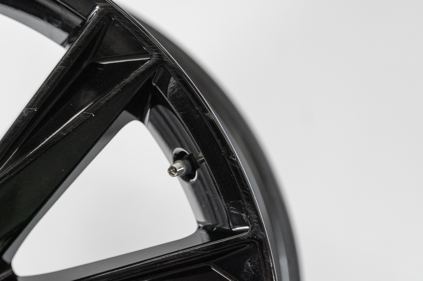 Audi Q8 E-Tron Sportback 20" inch rim OEM 2022 2023 2024 Genuine Winter Wheel – Image 6