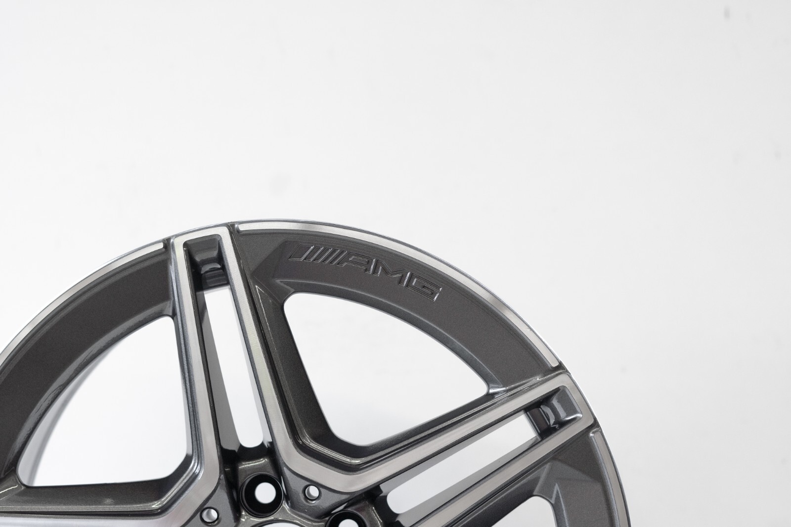 Mercedes Benz A220 CLA250 18" inch OEM 2018 2019 2020 2021 Genuine AMG wheel - Image 3