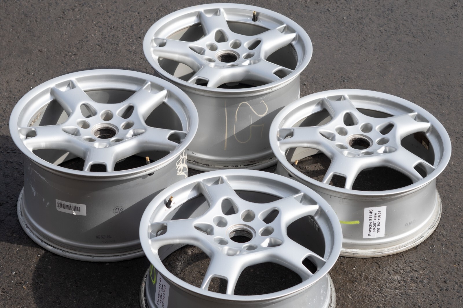 Porsche Carrera 4 4S 911 997 19" inch rim OEM 2005-2013 Lobster claw wheel set - Image 17