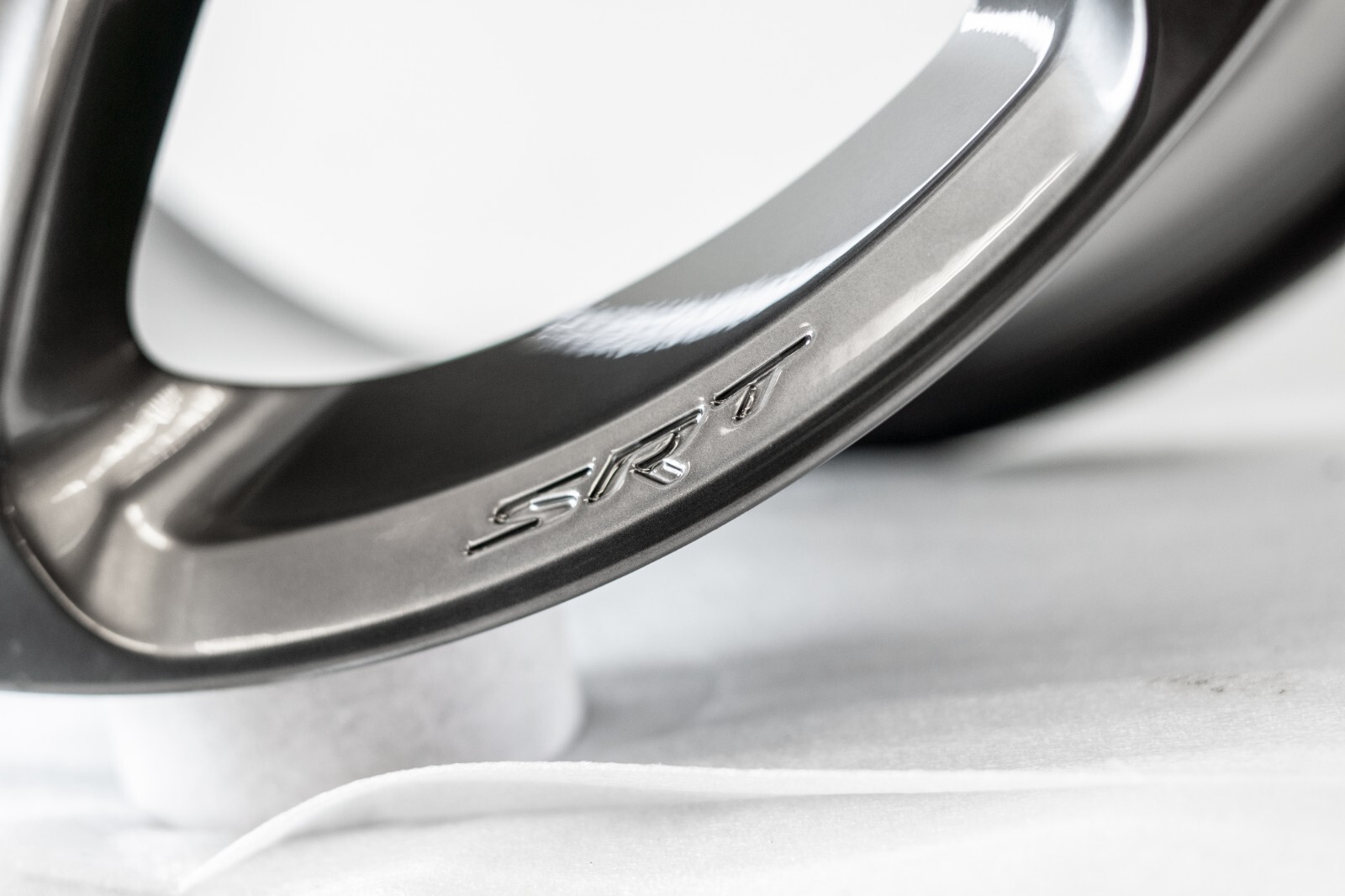 Dodge Viper SRT10 18" inch Front Rim OEM 2013 2014 2015 2016 2017 RATTLER wheel - Image 6