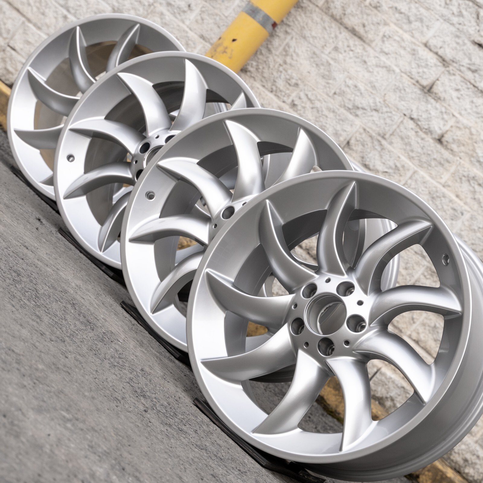 Mercedes McLaren SLR 19" inch rim OEM 2004-2010 Genuine Original Wheel Set of 4