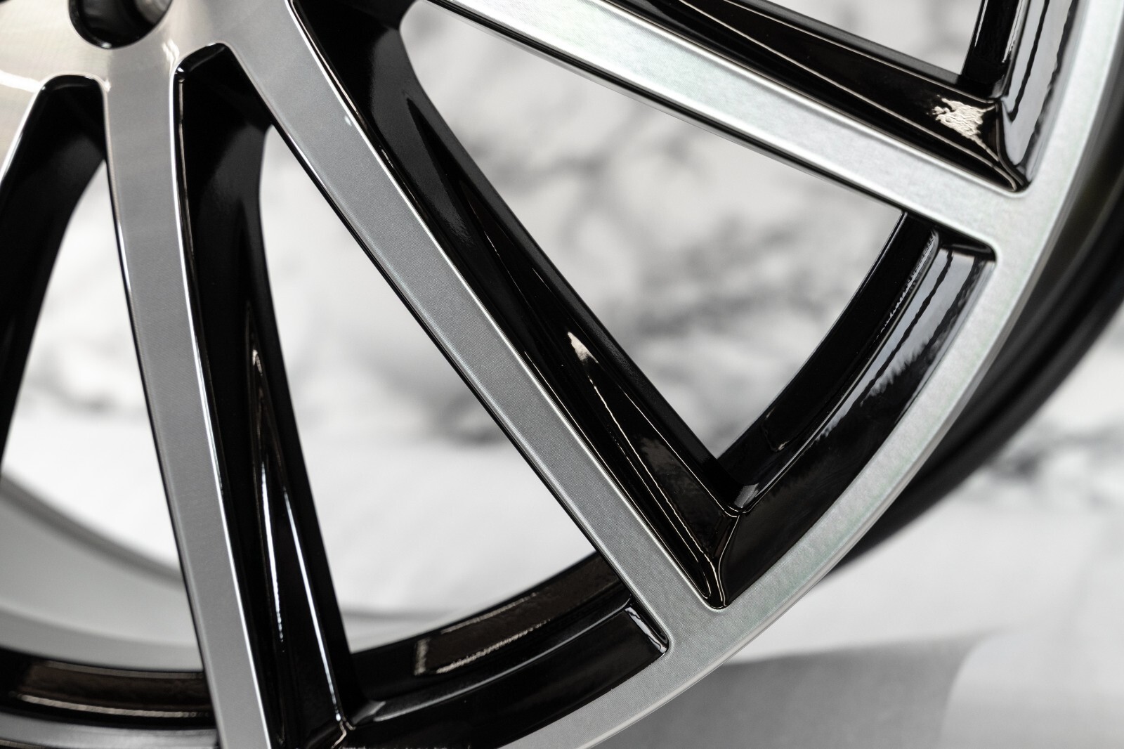 Mercedes GLS450 GLS580 22" inch Rear rim OEM 2020-2025 Genuine Original Wheel - Image 8