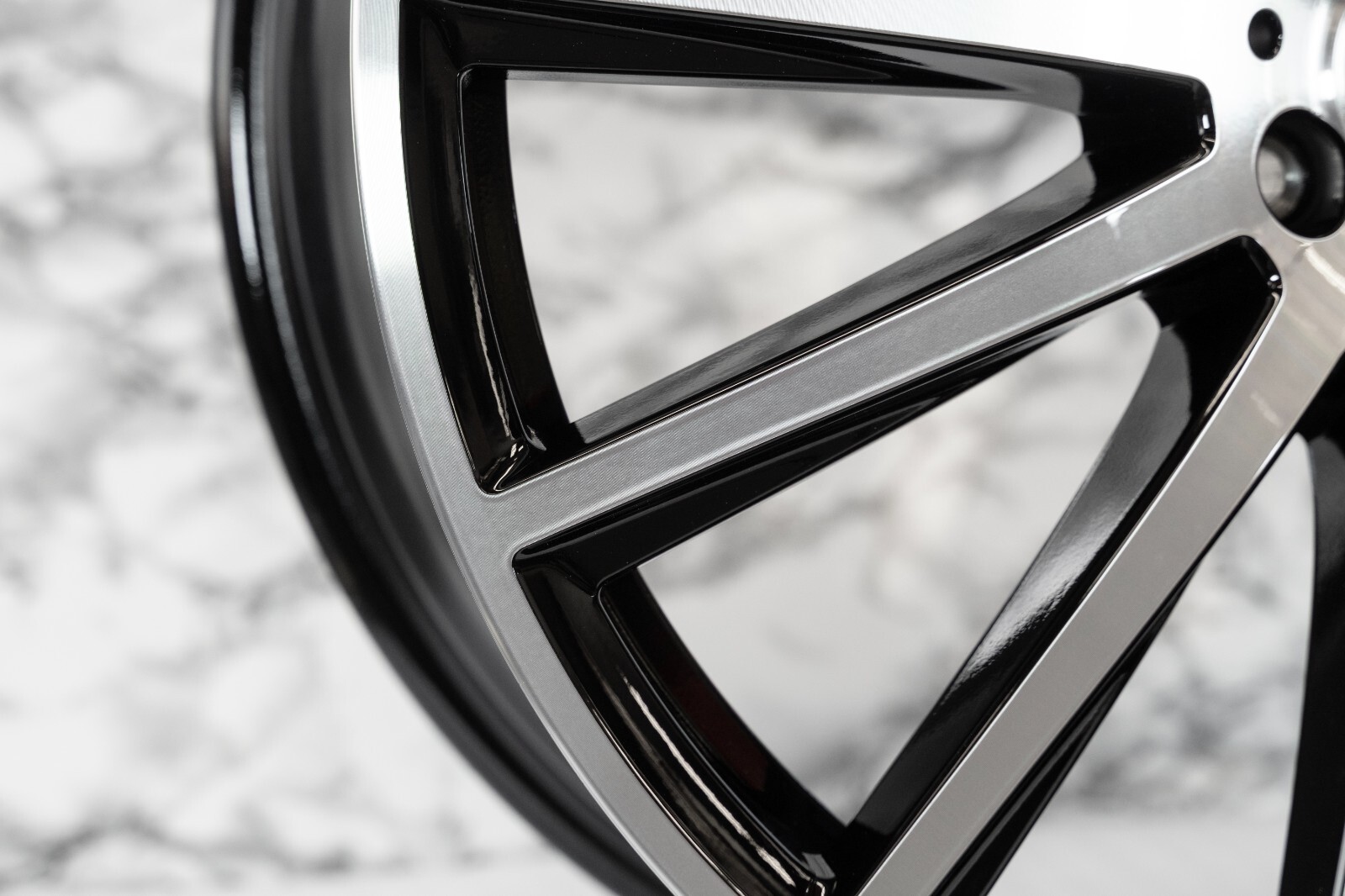 Mercedes GLS450 GLS580 22" inch Rear rim OEM 2020-2025 Genuine Original Wheel - Image 10