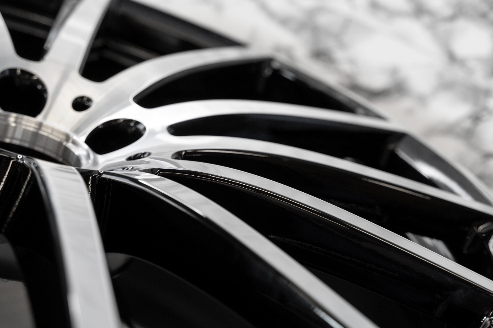 Mercedes GLS450 GLS580 22" inch Rear rim OEM 2020-2025 Genuine Original Wheel - Image 13