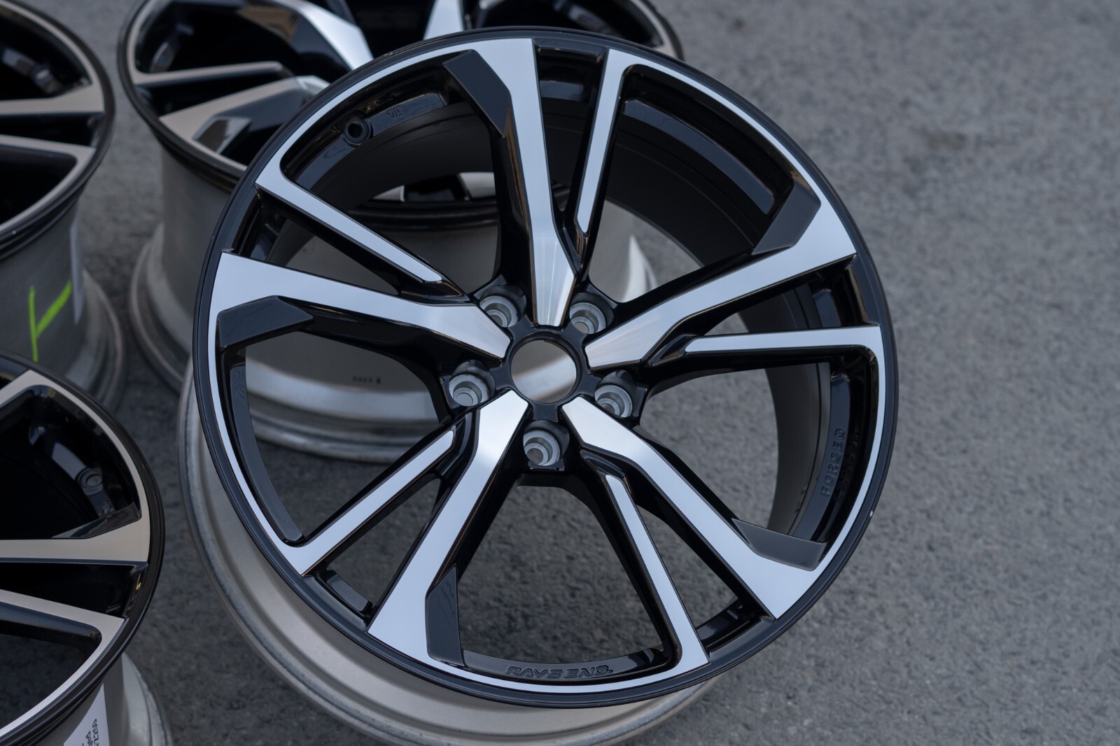 Nissan 370Z 19" Inch Rim OEM 2018 2019 2020 2021 Genuine Forged wheel Set – Image 6