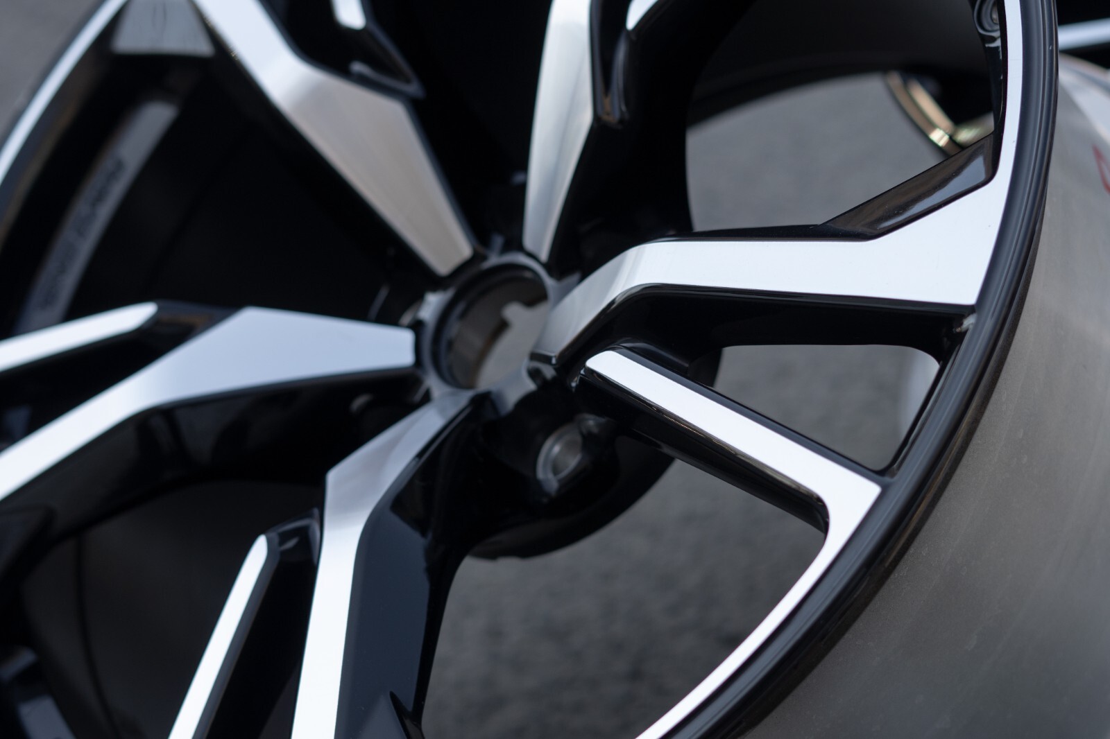 Nissan 370Z 19" Inch Rim OEM 2018 2019 2020 2021 Genuine Forged wheel Set – Image 14