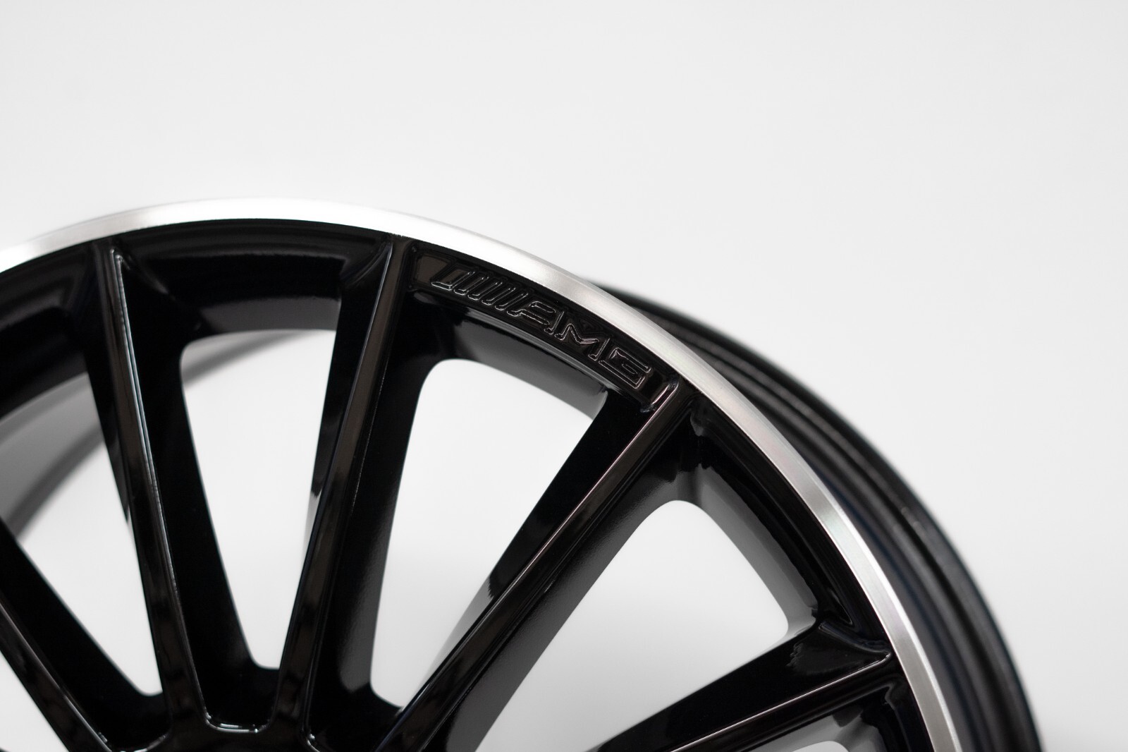 Mercedes A220 A250 CLA250 19" inch rim OEM 2018-2023 Genuine Original AMG wheel – Image 3