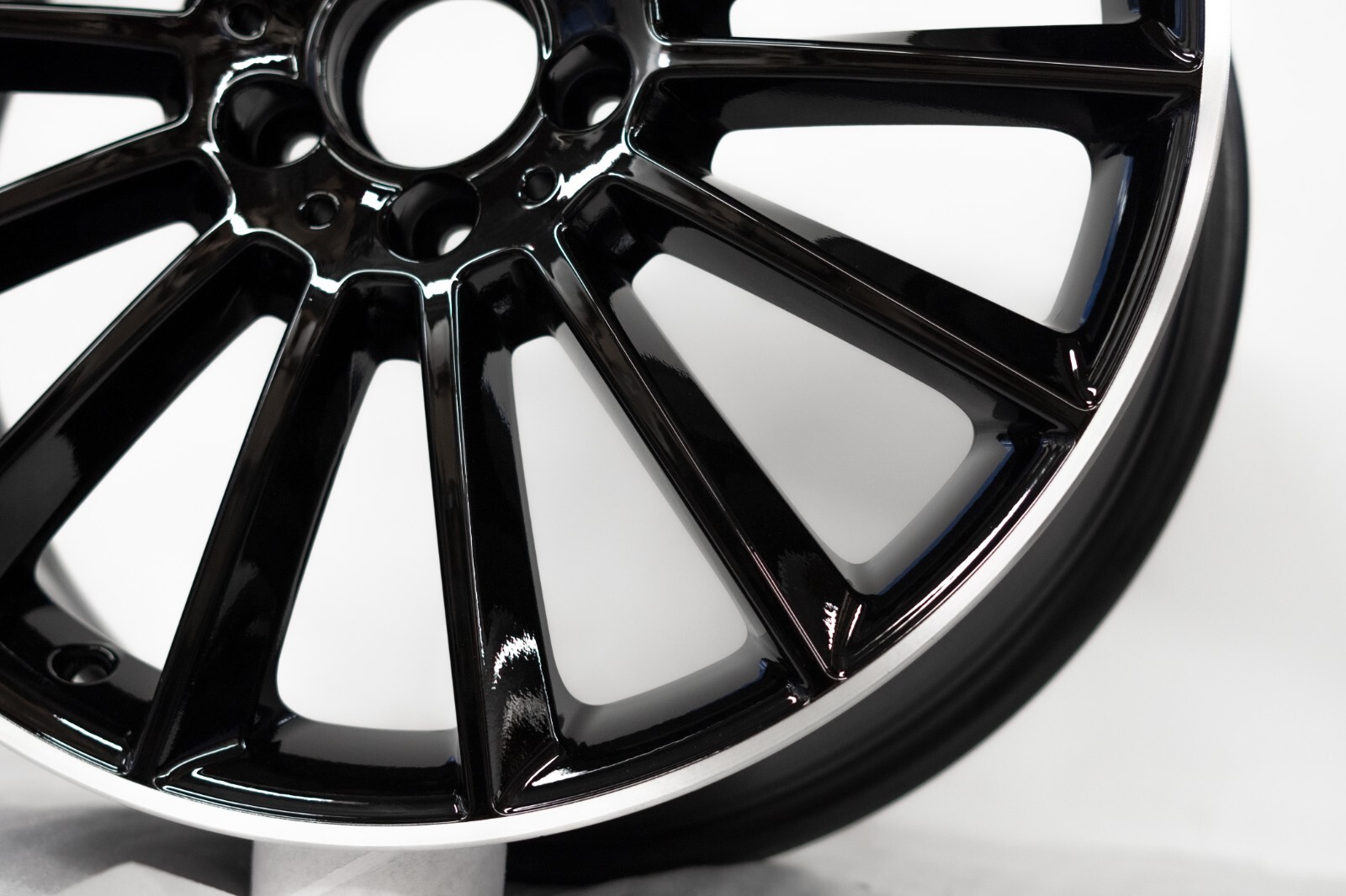 Mercedes A220 A250 CLA250 19" inch rim OEM 2018-2023 Genuine Original AMG wheel – Image 5