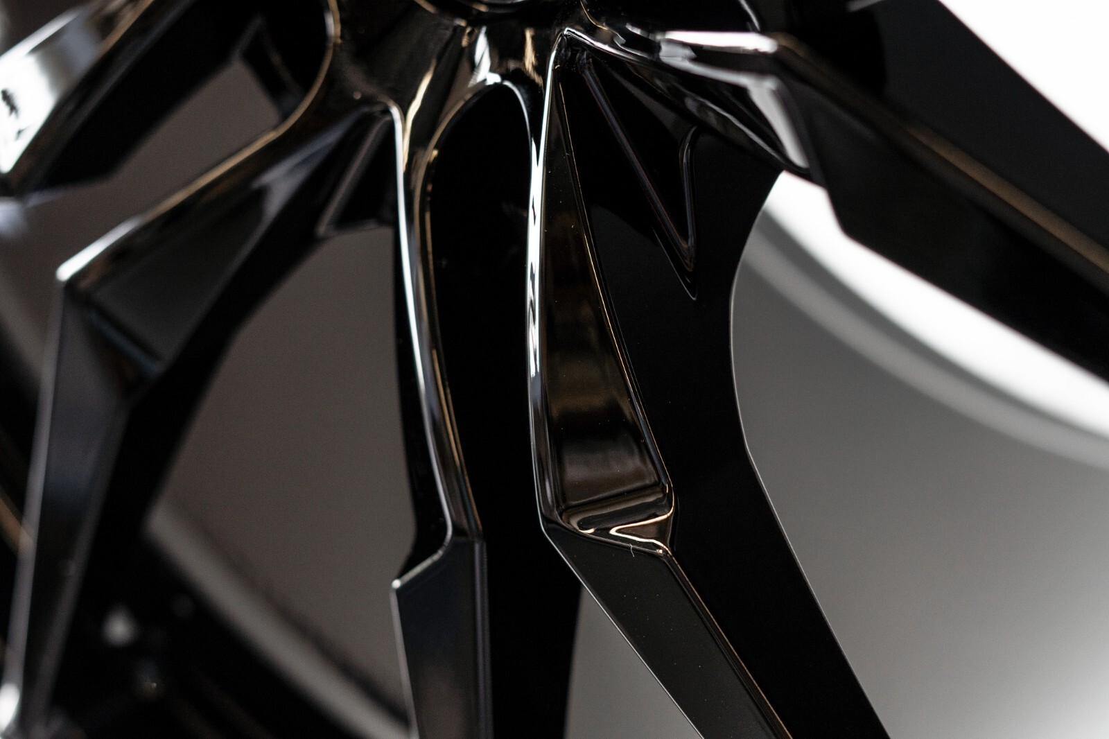 Lamborghini Aventador 21" inch Rear rim OEM 2013 2014 2015 2016 2017 Dione Wheel - Image 7