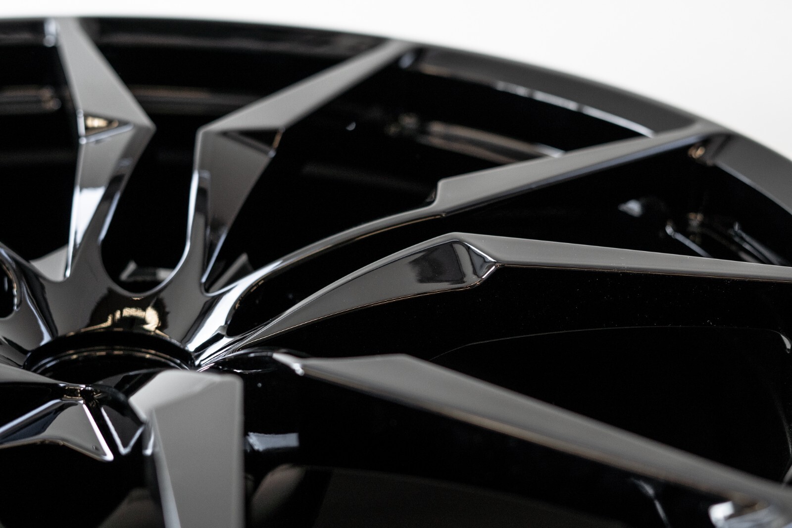 Lamborghini Aventador 21" inch Rear rim OEM 2013 2014 2015 2016 2017 Dione Wheel - Image 9