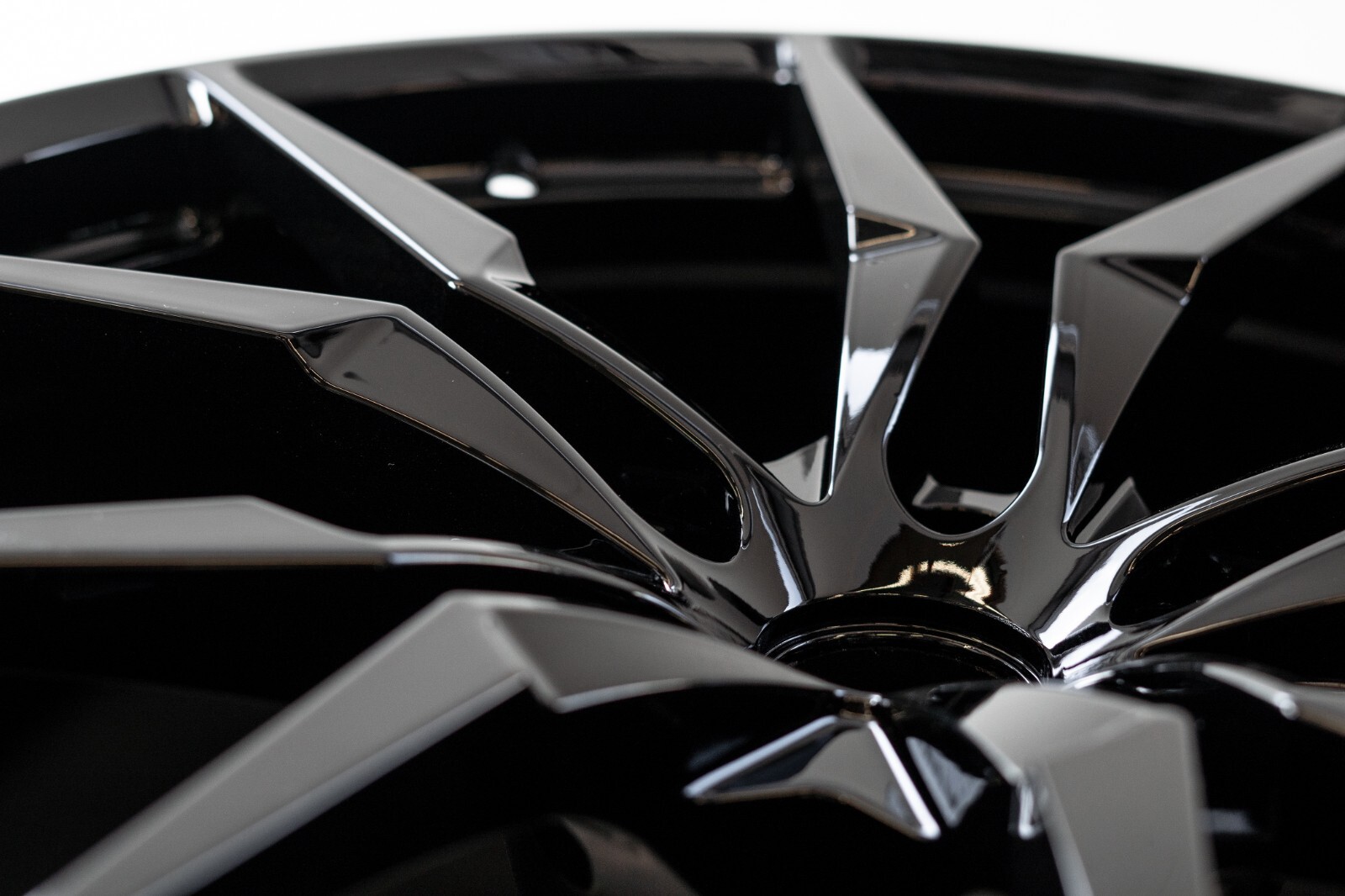 Lamborghini Aventador 21" inch Rear rim OEM 2013 2014 2015 2016 2017 Dione Wheel - Image 10