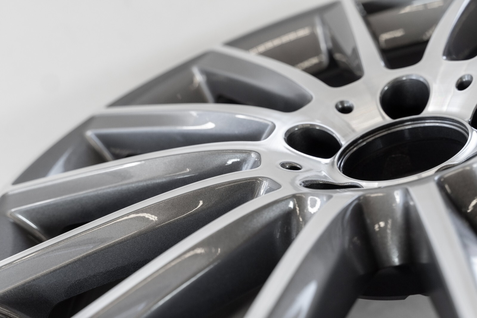Mercedes C450 C43 AMG 19" inch Front rim OEM 2016-2022 Genuine Original wheel - Image 17