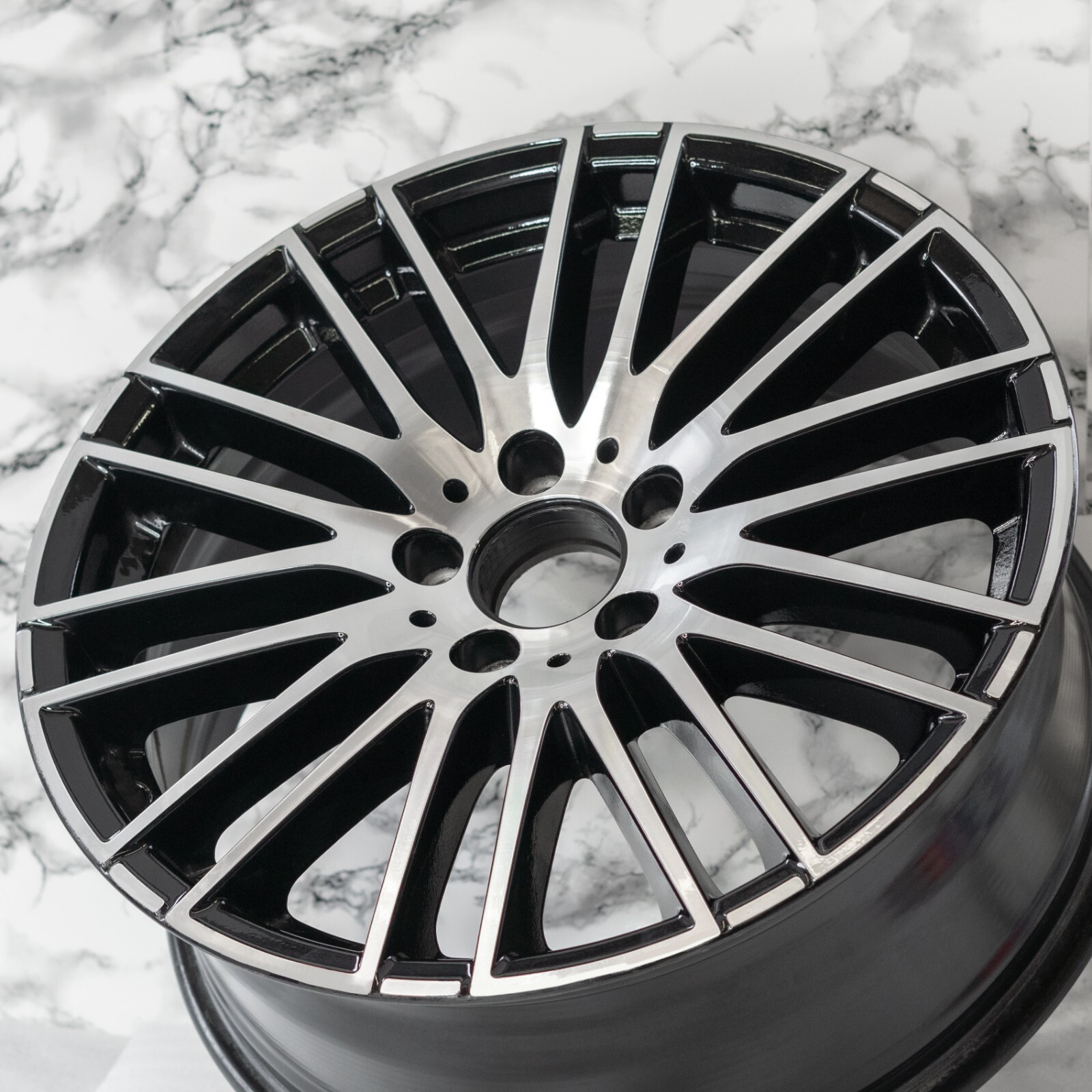 Mercedes C300 18" inch Rear rim OEM 2023-2026 Genuine Original Wheel 2064015000