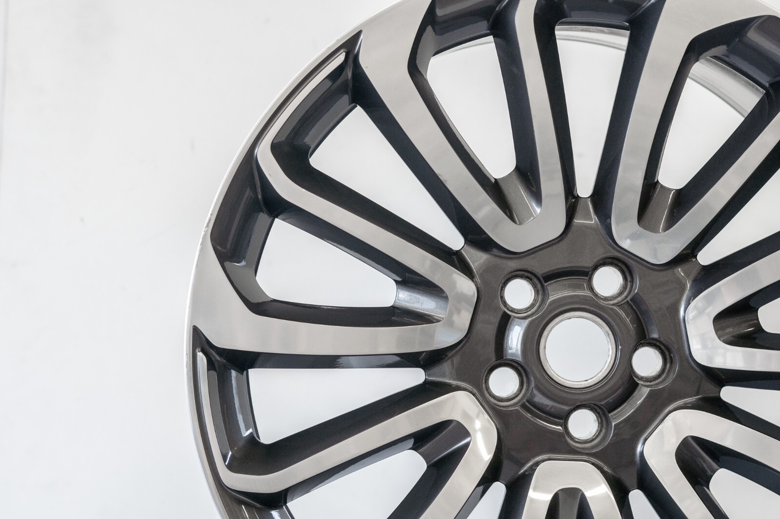 Range Rover Autobiography 22" inch rim OEM 2014-2022 FORGED 7007 Original Wheel – Image 4