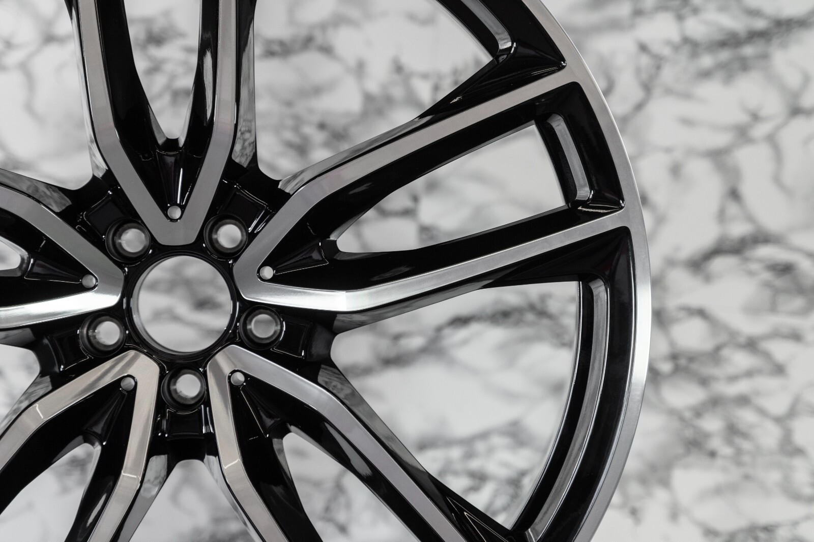 Mercedes GLS450 GLS580 23" inch Rear Rim OEM 2020 2021 2022 2023 Genuine Wheel - Image 4