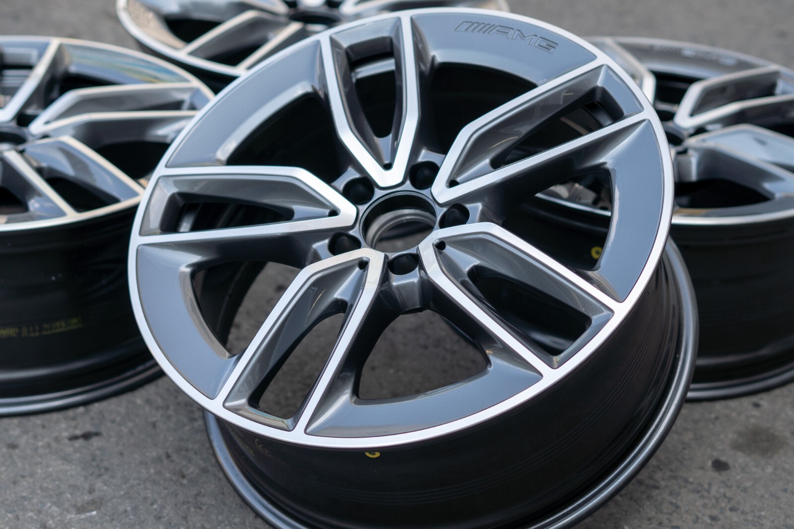Mercedes GLA250 GLA35 GLB250 GLB35 19" inch rim OEM 2021 2022 2023 AMG Wheel SET - Image 14