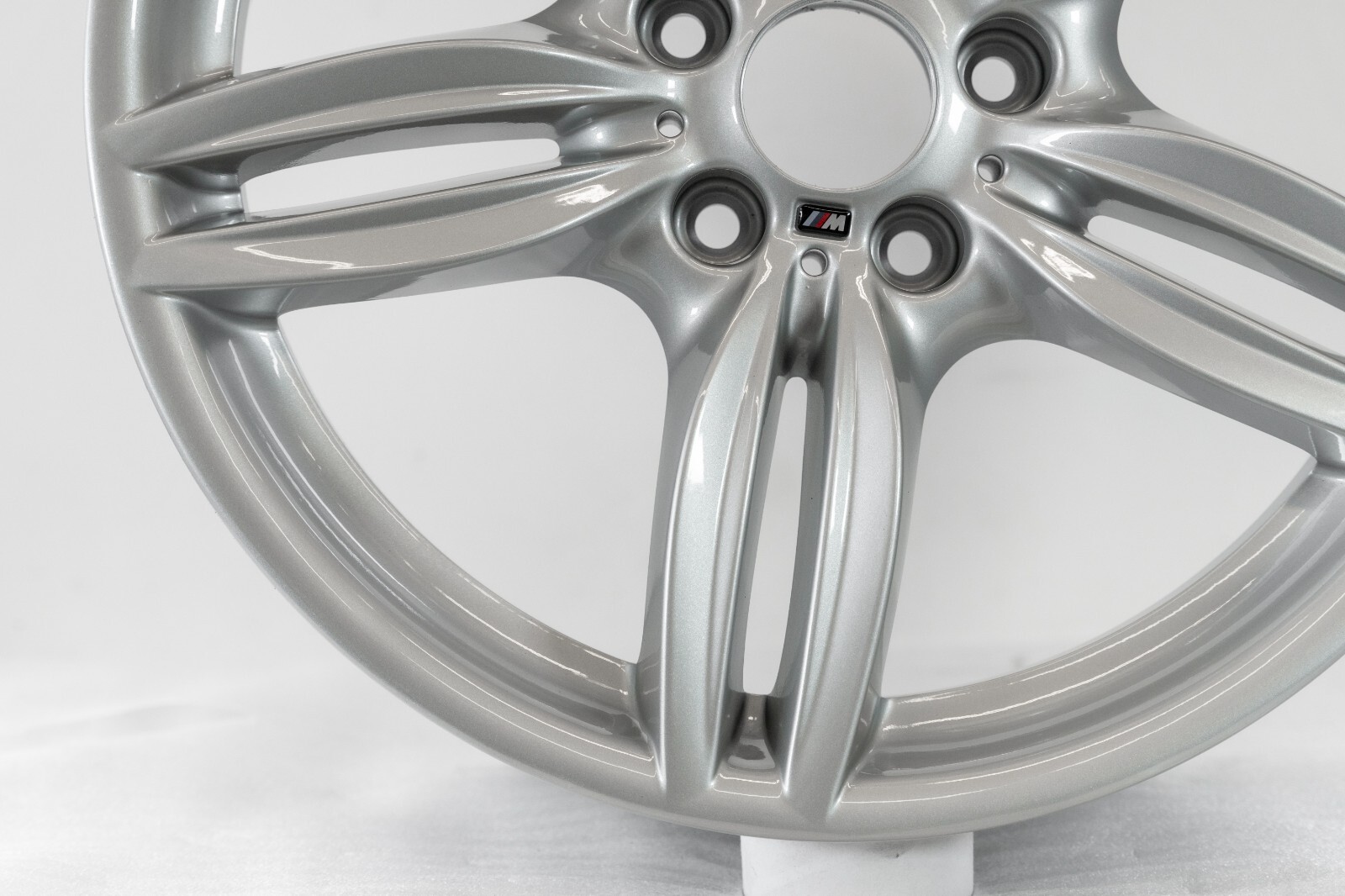 BMW 528i 535i 640i 19" inch front rim OEM 2012 2013 2014 2015 2016 2017 Wheel – Image 5