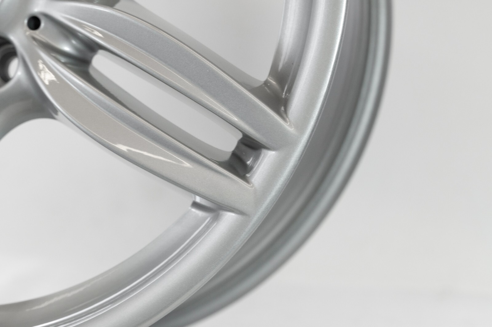 BMW 528i 535i 640i 19" inch front rim OEM 2012 2013 2014 2015 2016 2017 Wheel – Image 11