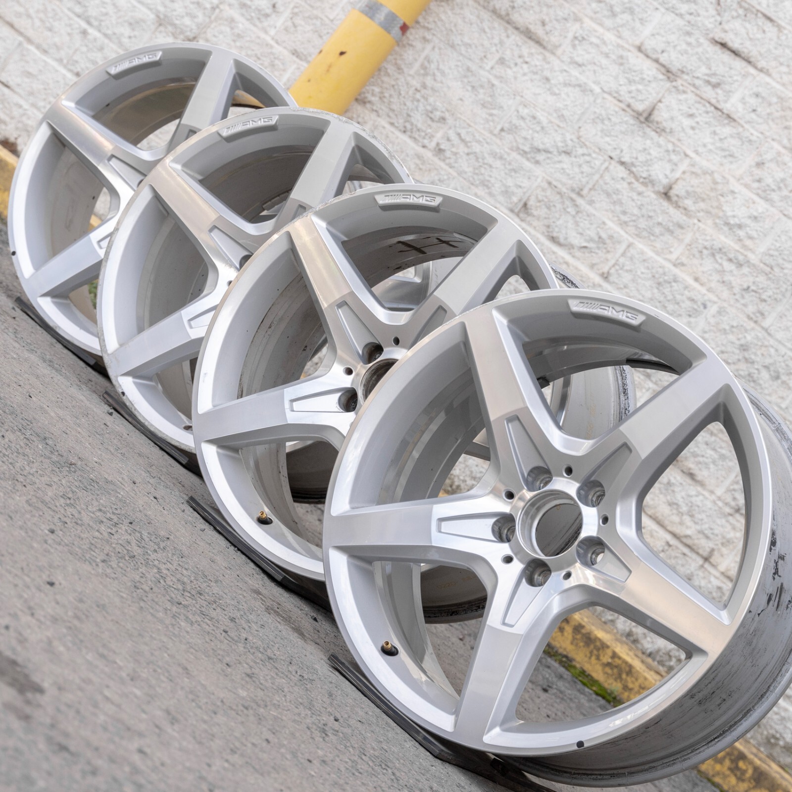 Mercedes SL400 SL550 19" inch rim OEM 2013-2018 Genuine Original wheel Set of 4 – Image 2