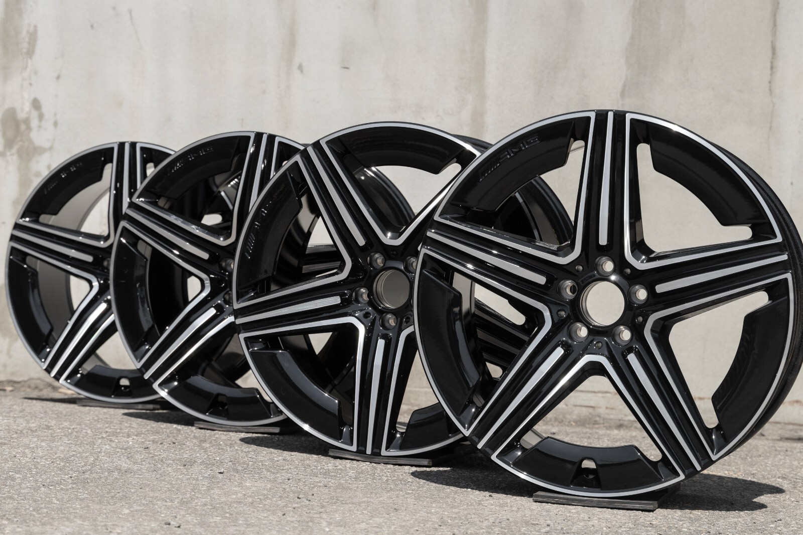 Mercedes GLC300 20" inch Rim OEM 2023 2024 2025 Genuine Original Wheel Set – Image 2