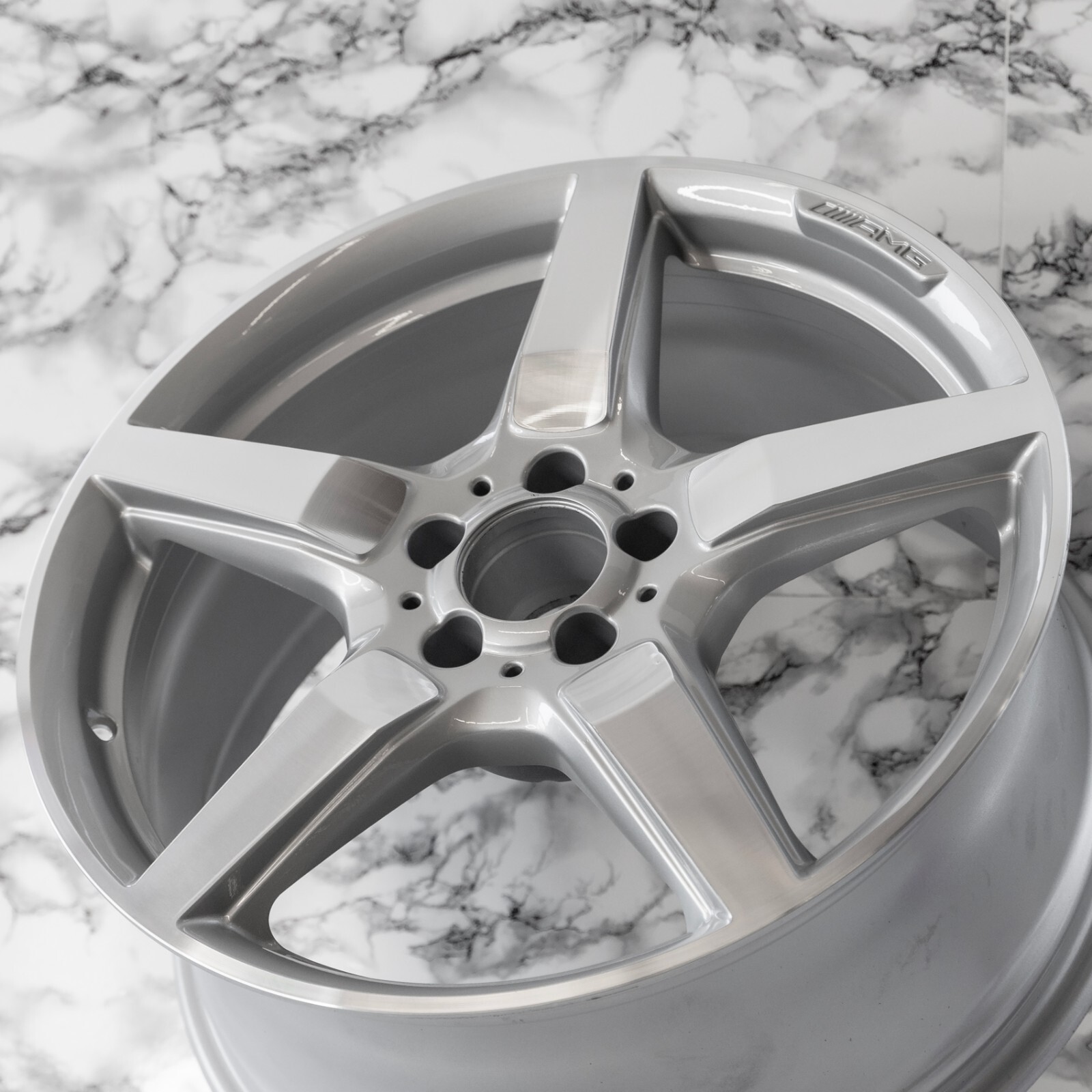 Mercedes CLS550 19" inch Front rim OEM 2012 2013 2014 2015 Original AMG wheel